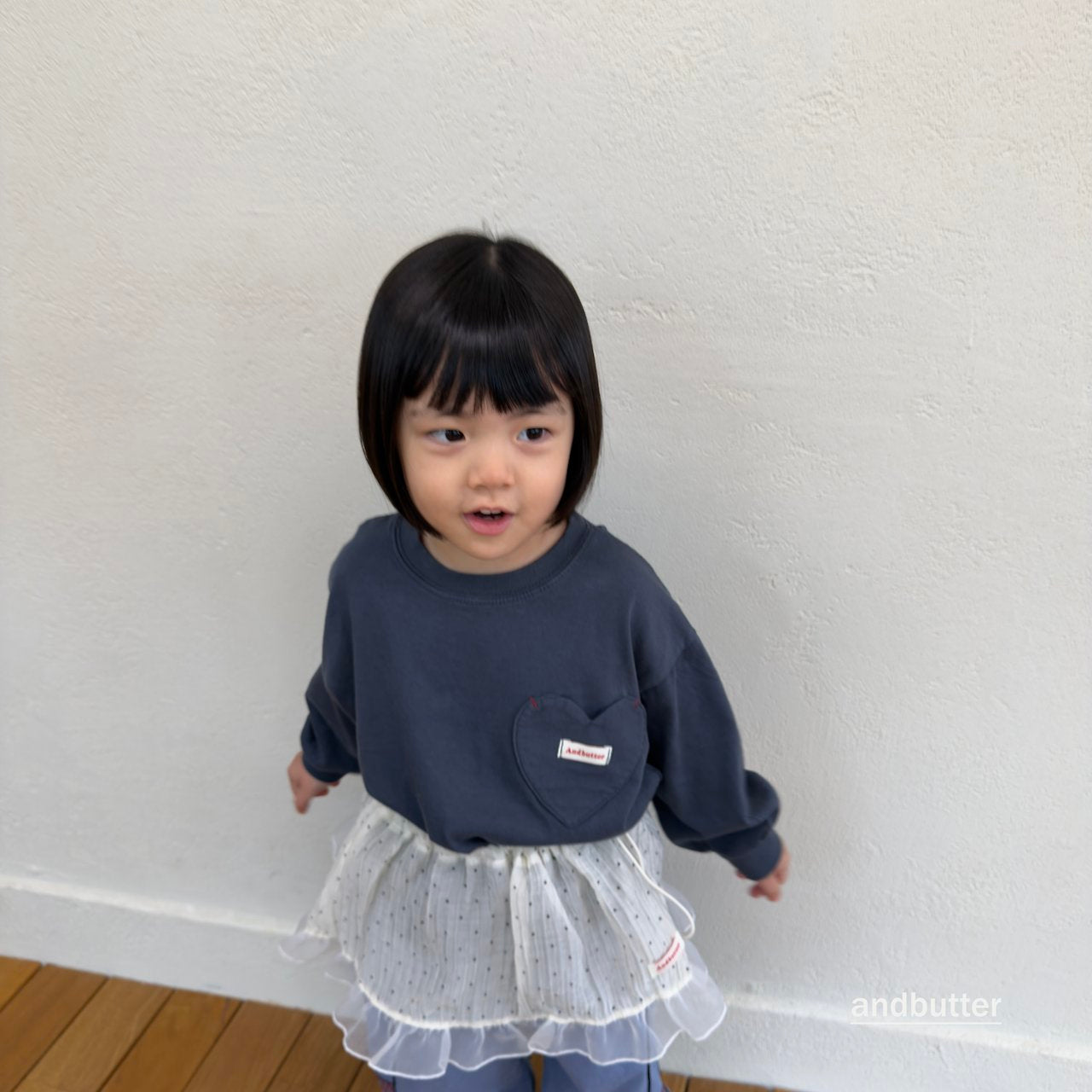 《予約》Autumn Pocket T-Shirt / ANDBUTTER