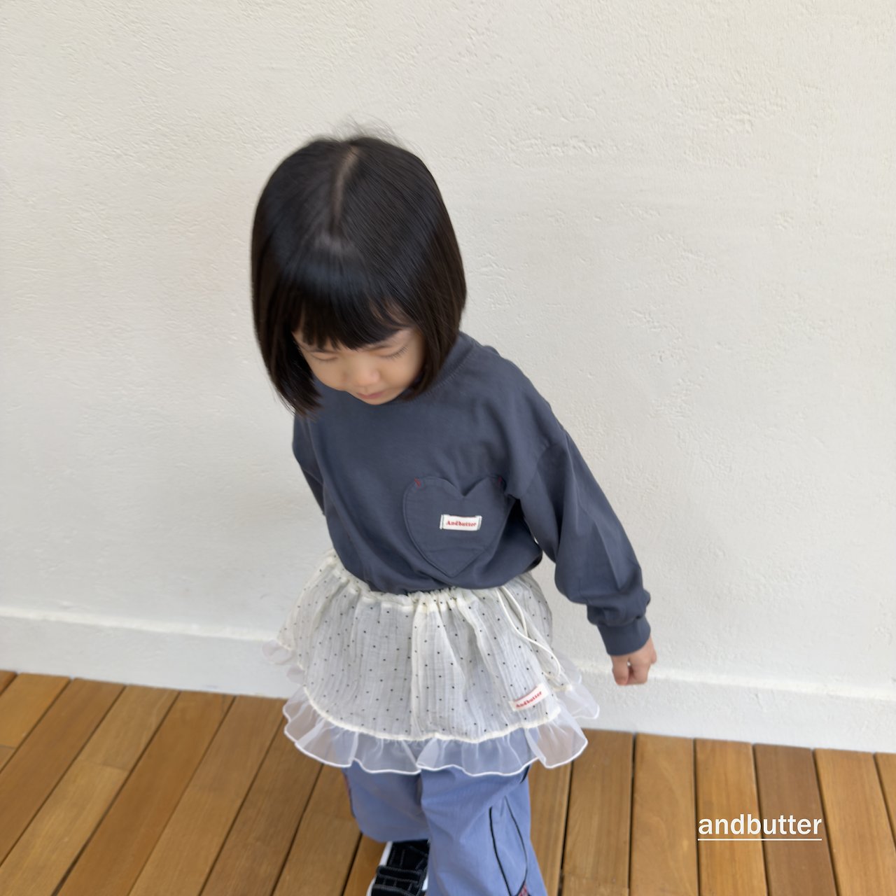 《予約》Autumn Pocket T-Shirt / ANDBUTTER