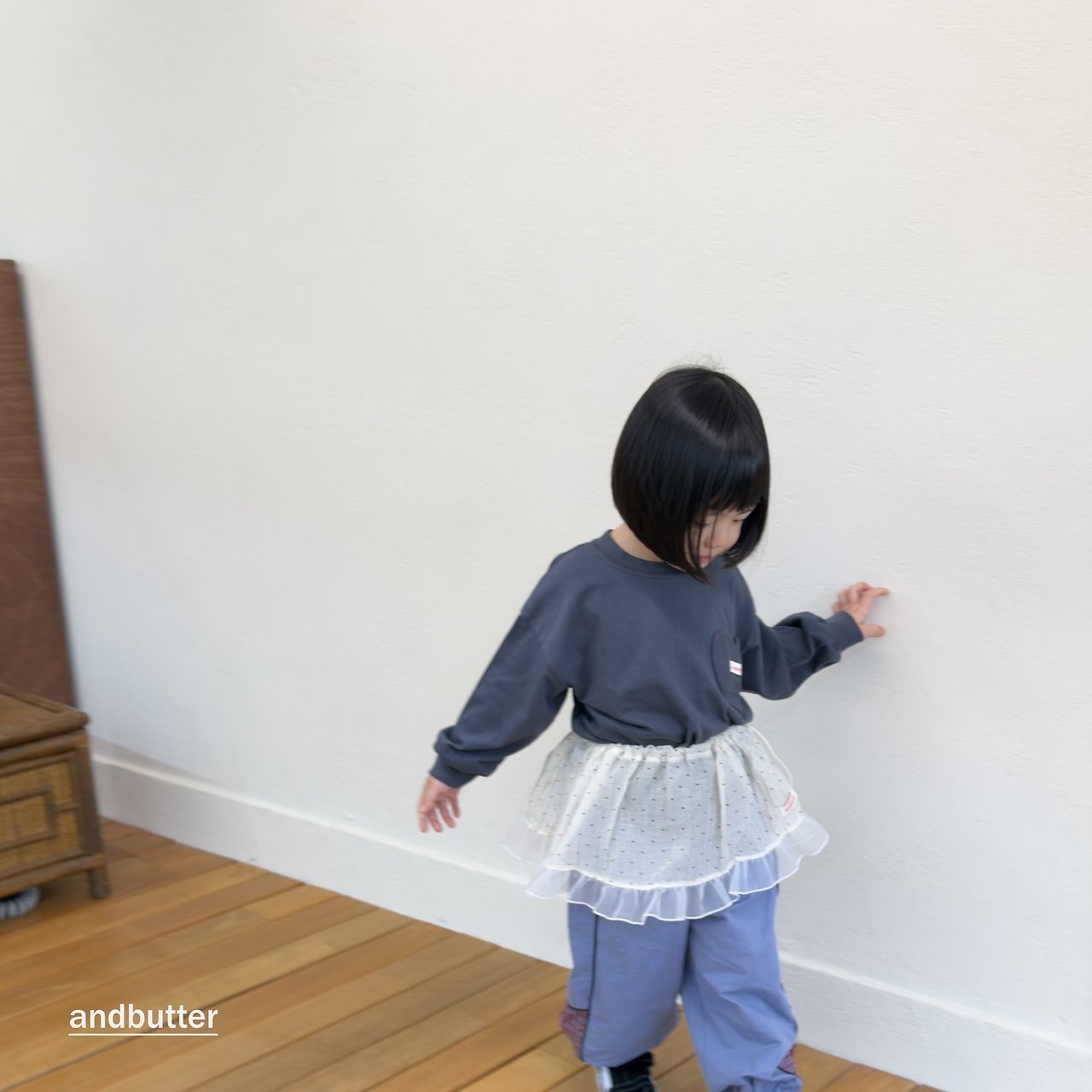 《予約》Autumn Pocket T-Shirt / ANDBUTTER