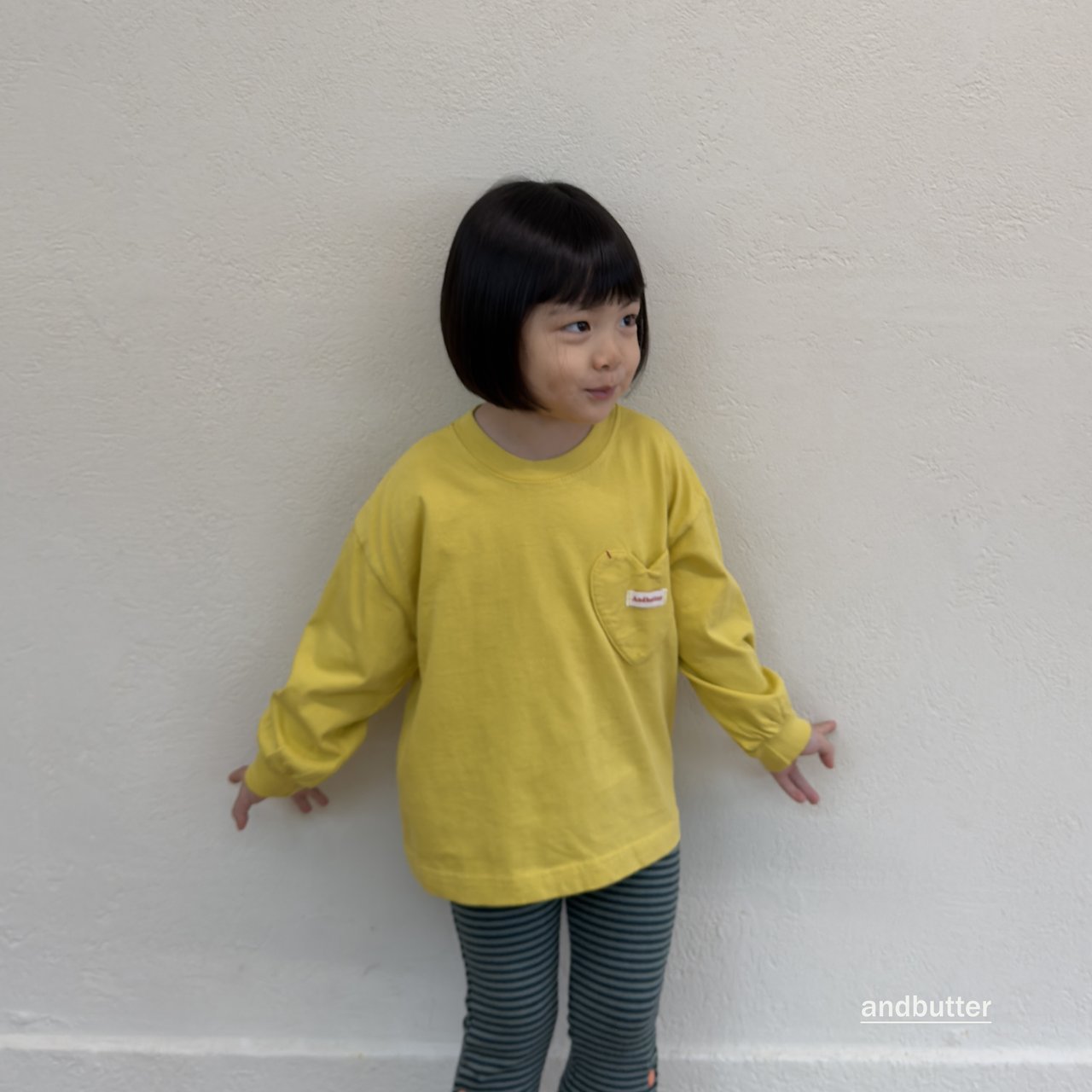 《予約》Autumn Pocket T-Shirt / ANDBUTTER