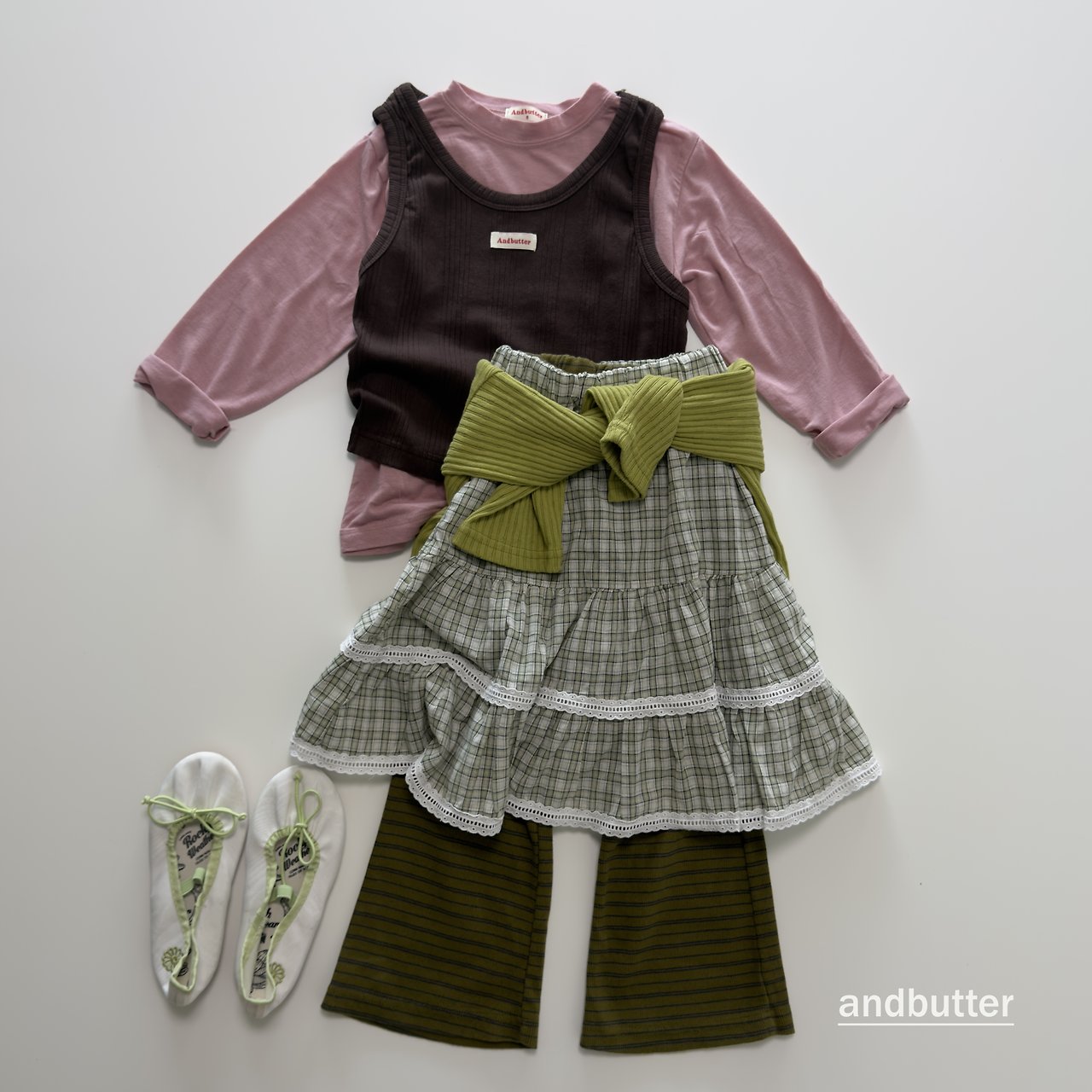 《予約》Button Flare Pants / ANDBUTTER