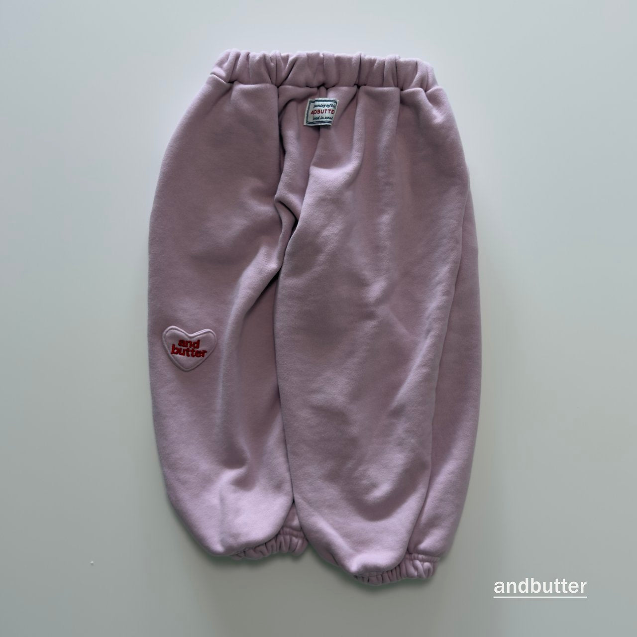 《予約》Mini Heart Jogger Pants / ANDBUTTER