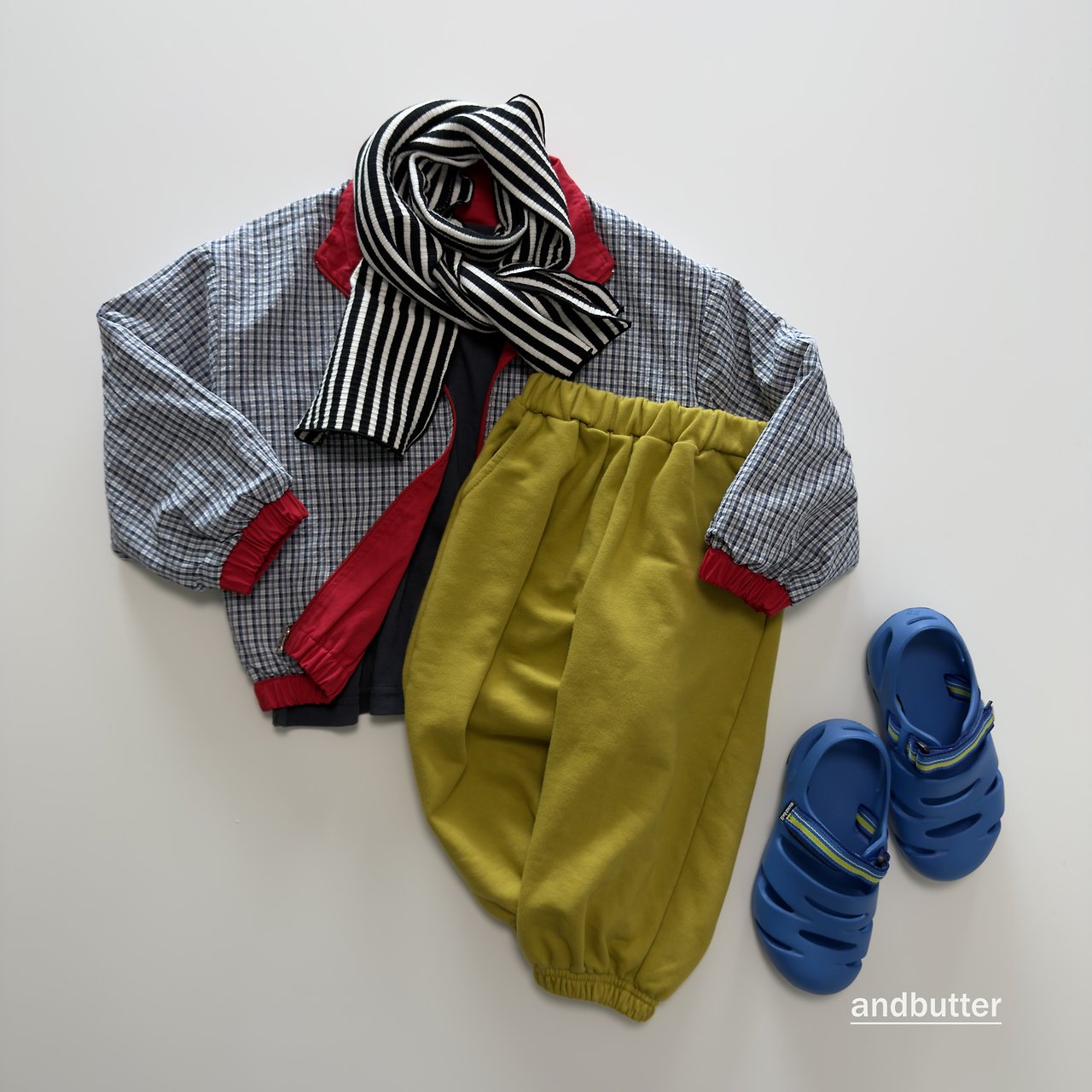 《予約》Mini Heart Jogger Pants / ANDBUTTER