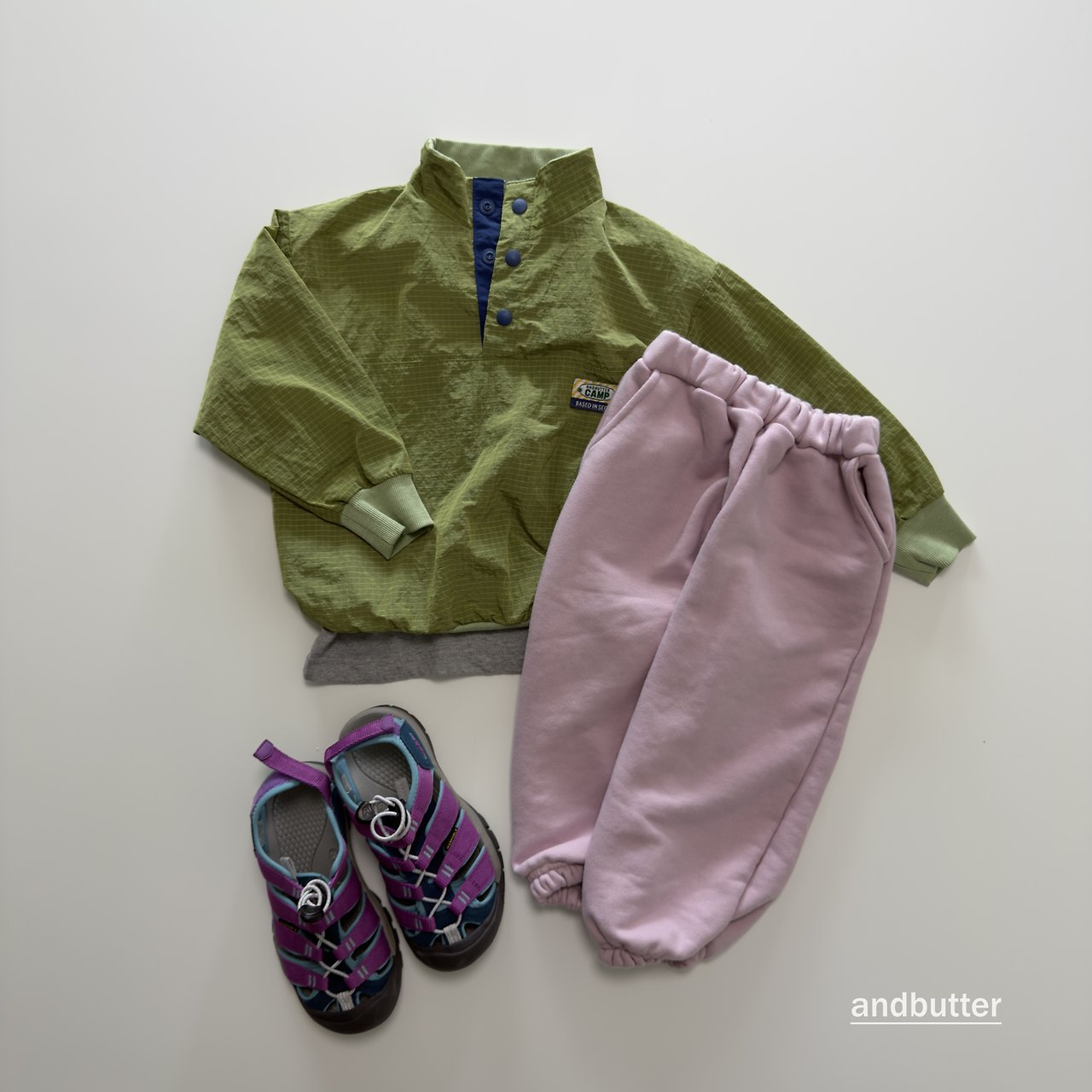 《予約》Mini Heart Jogger Pants / ANDBUTTER