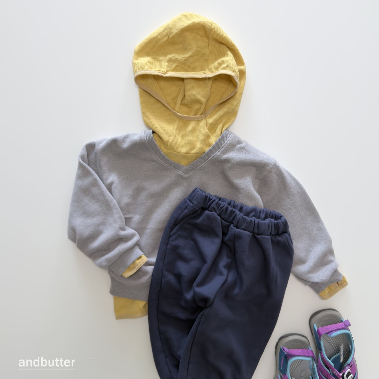 《予約》Mini Heart Jogger Pants / ANDBUTTER