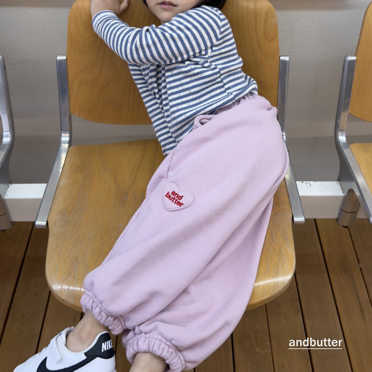 《予約》Mini Heart Jogger Pants / ANDBUTTER