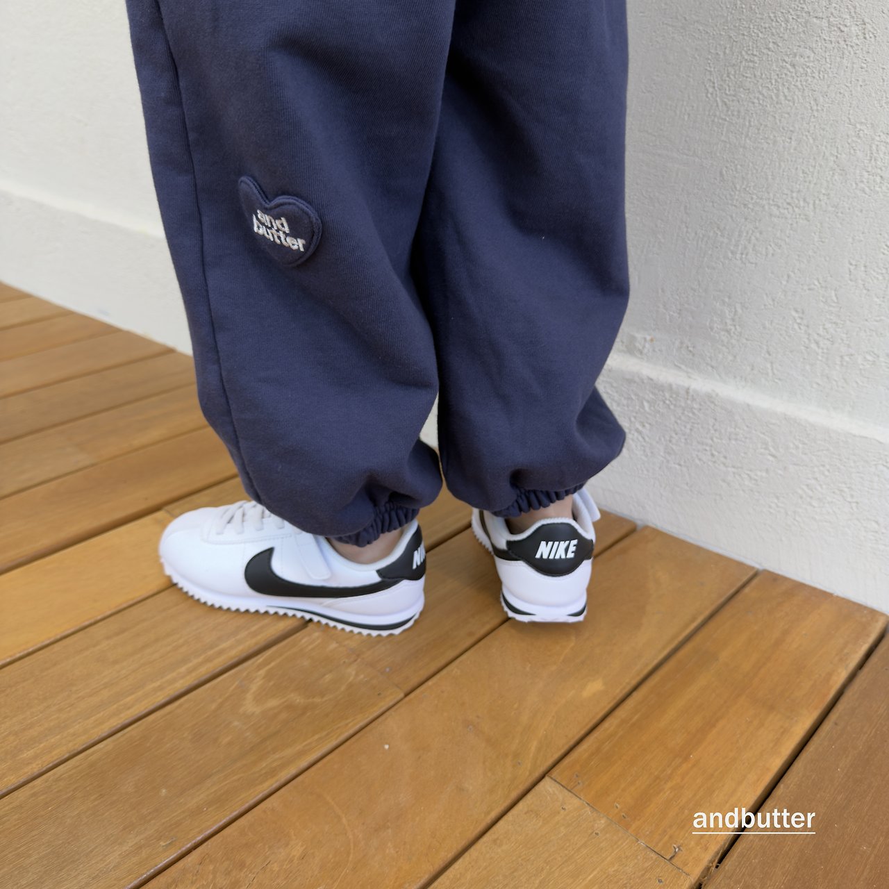 《予約》Mini Heart Jogger Pants / ANDBUTTER
