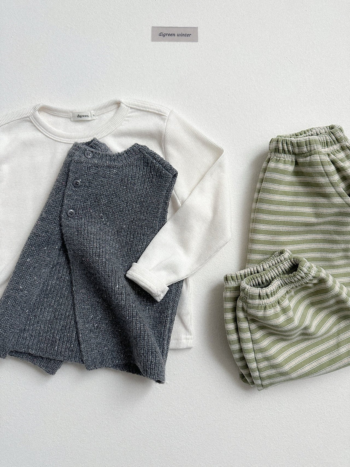 《予約》Cherry ST Jogger Pants / digreen