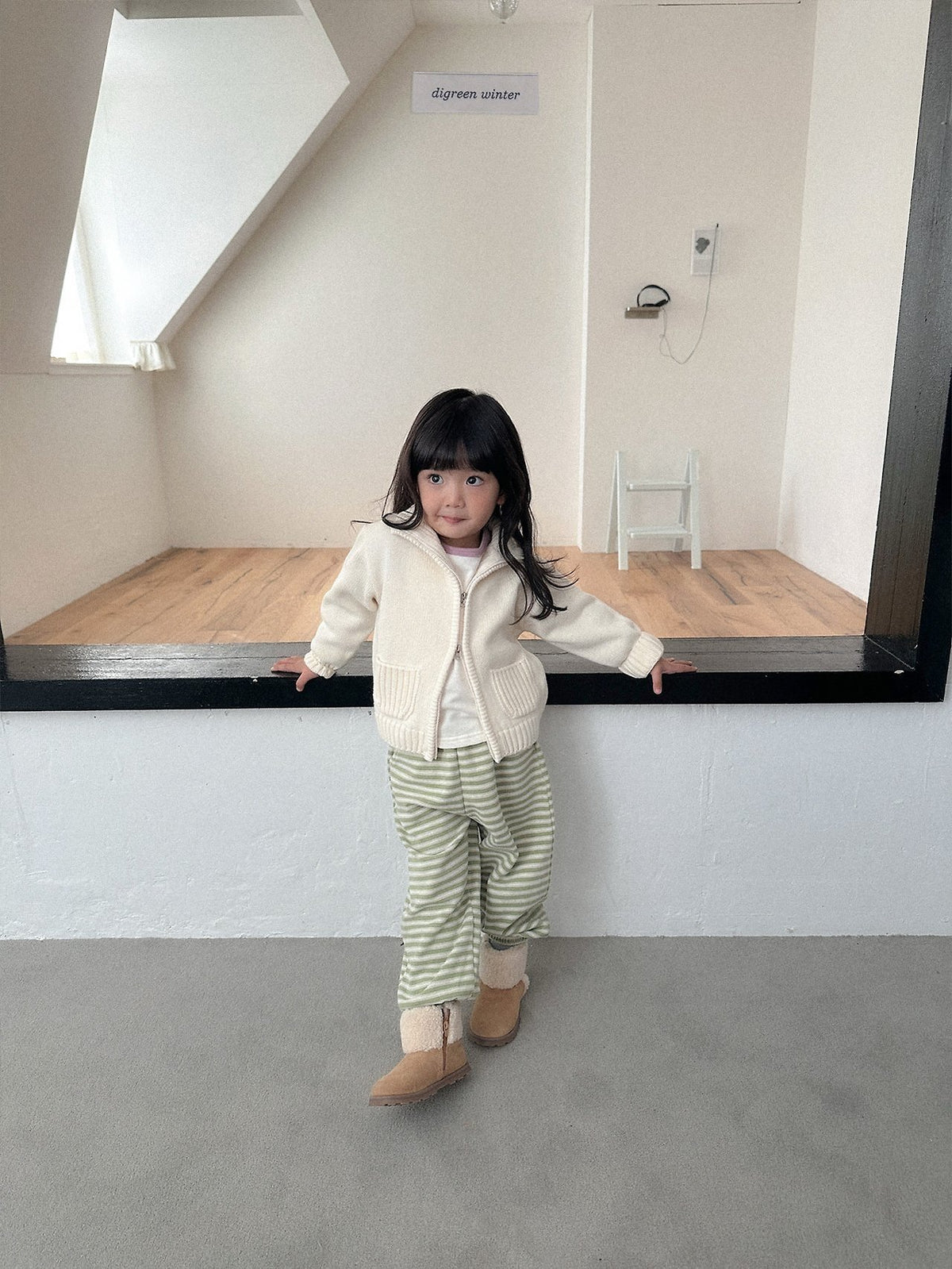 《予約》Cherry ST Jogger Pants / digreen