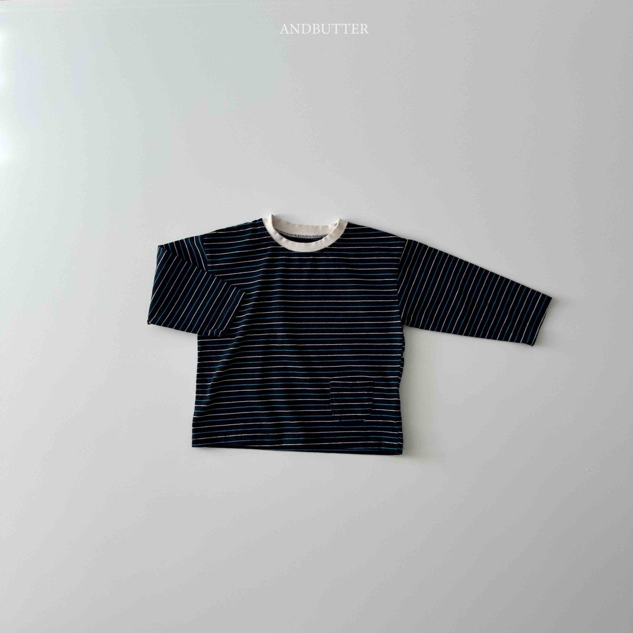 《予約》Miu Pocket Tee / andbutter