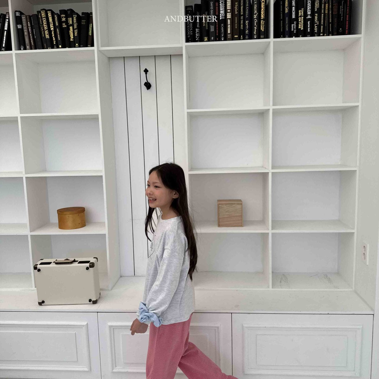 《予約》Drawing Love Tee / andbutter