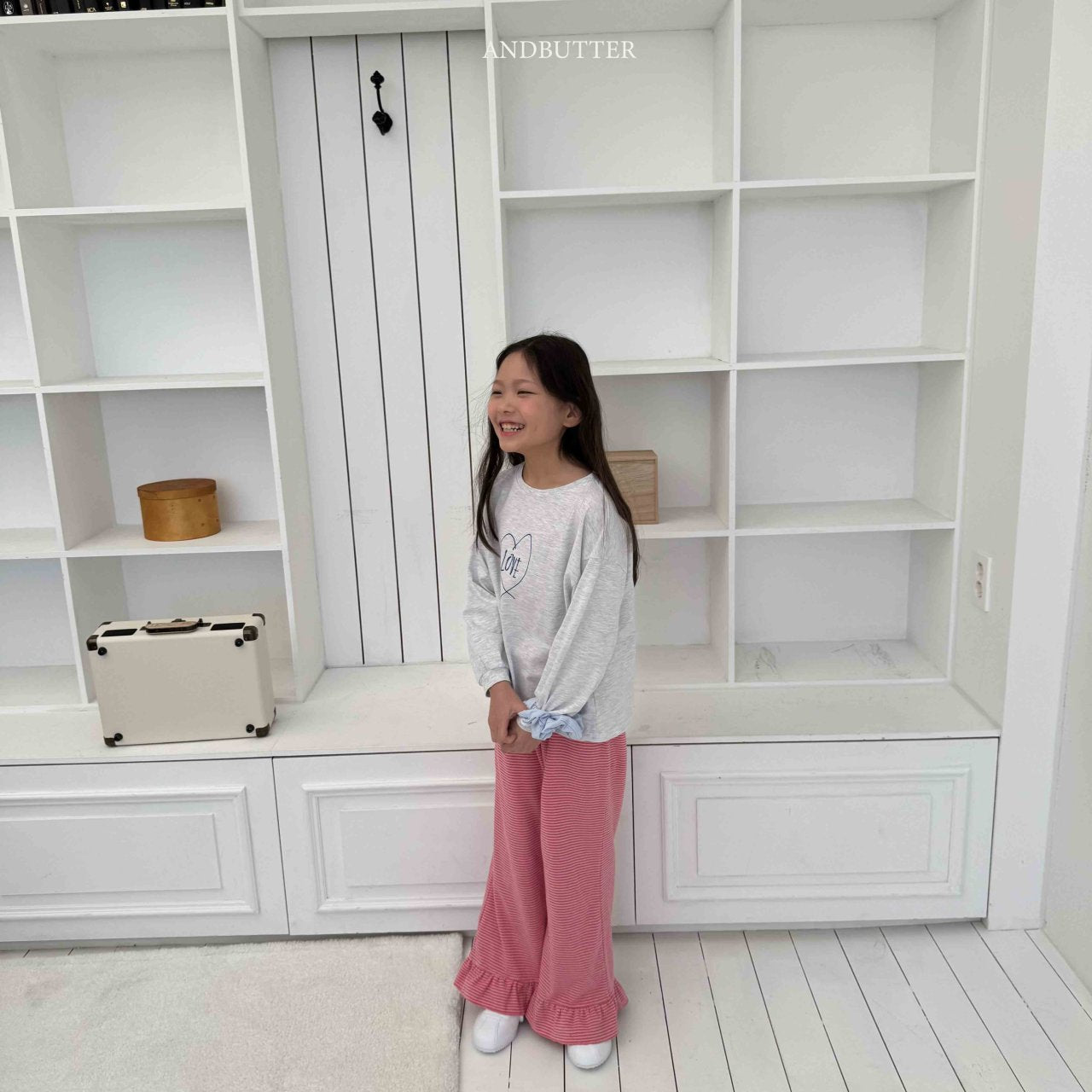 《予約》Drawing Love Tee / andbutter