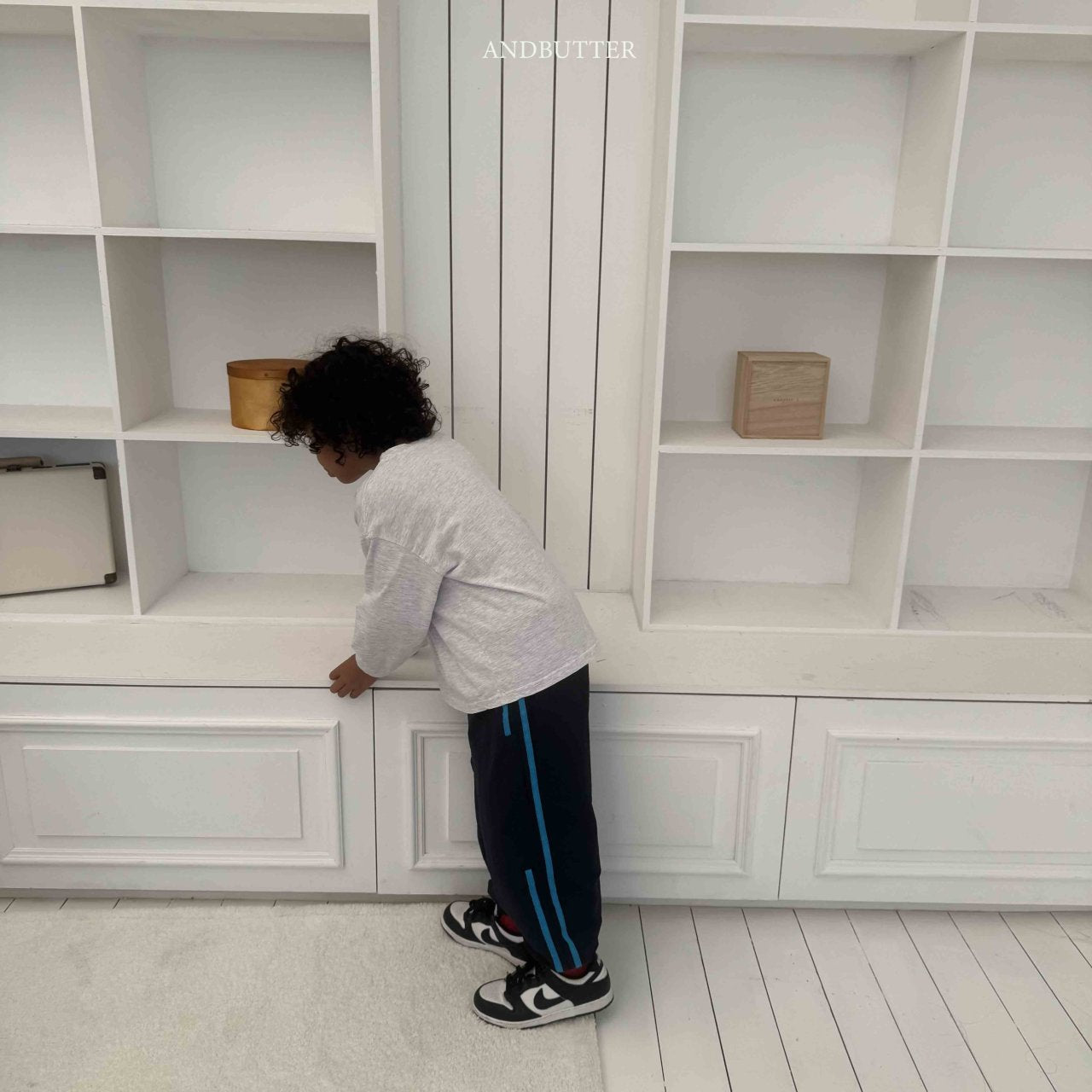 《予約》Drawing Love Tee / andbutter