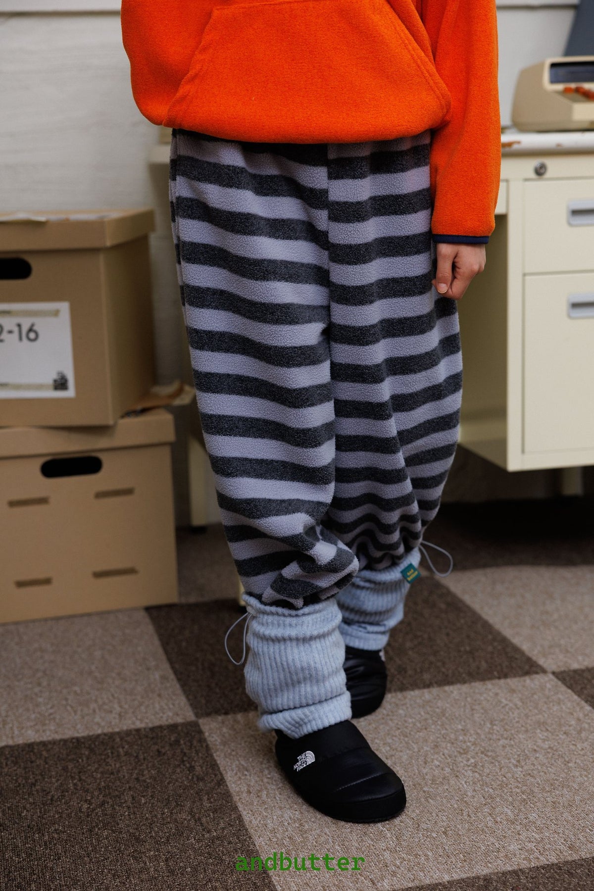 《予約》Knit Leg Warmers / ANDBUTTER