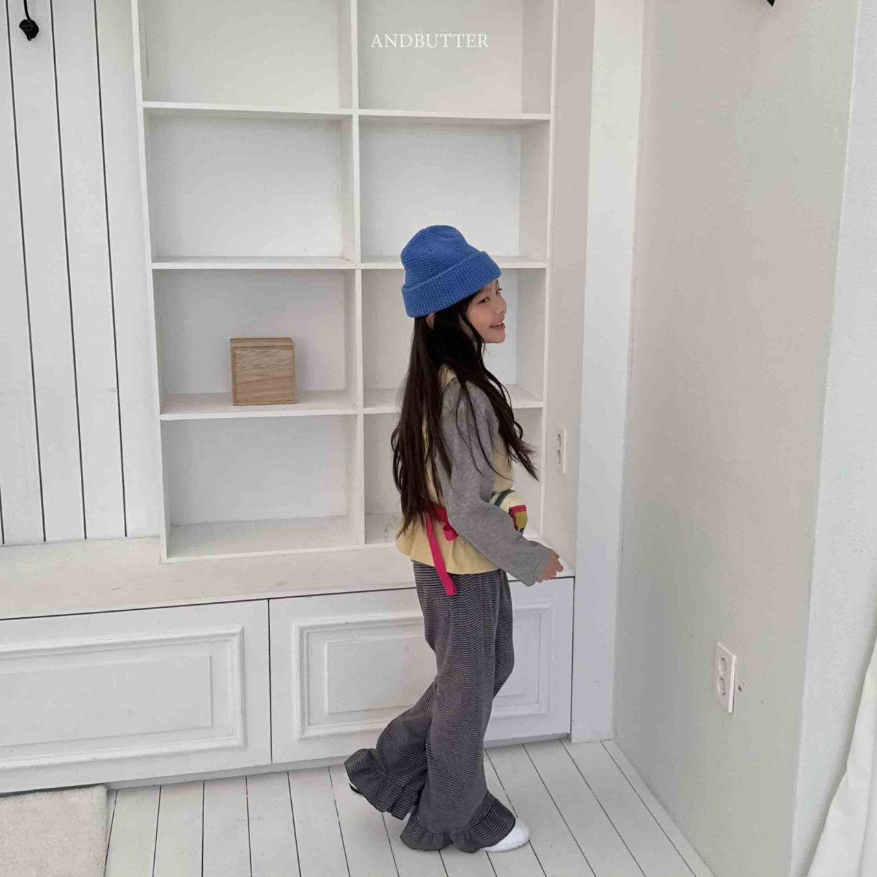 《予約》Frill Bootcut Pants / andbutter