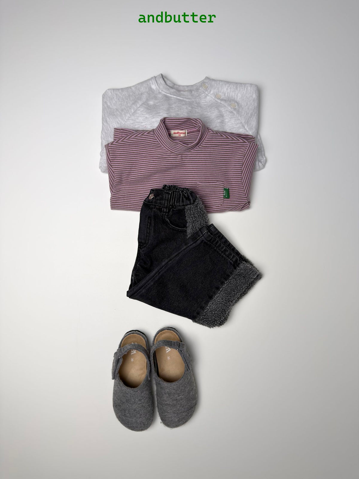 《予約》Button Raglan Sweat / ANDBUTTER