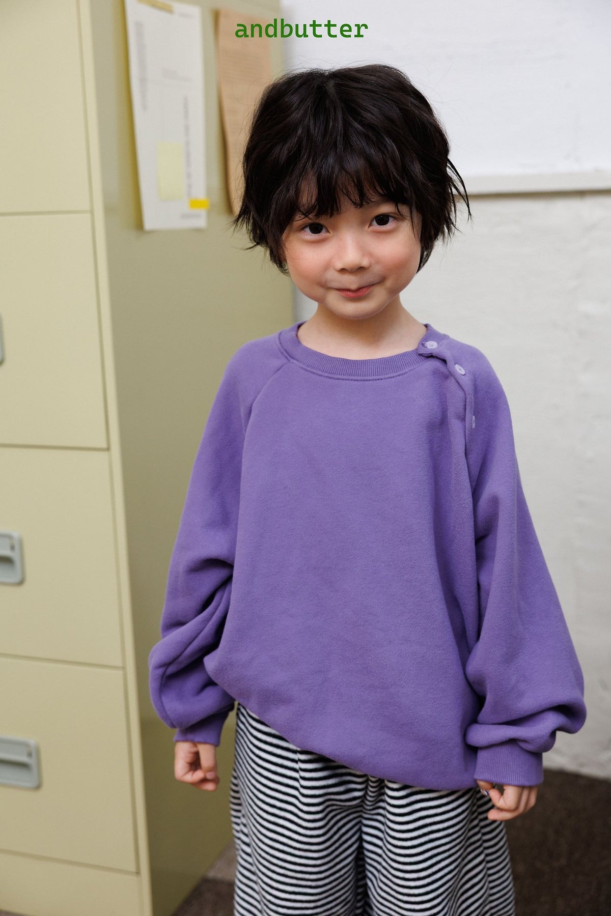 《予約》Button Raglan Sweat / ANDBUTTER