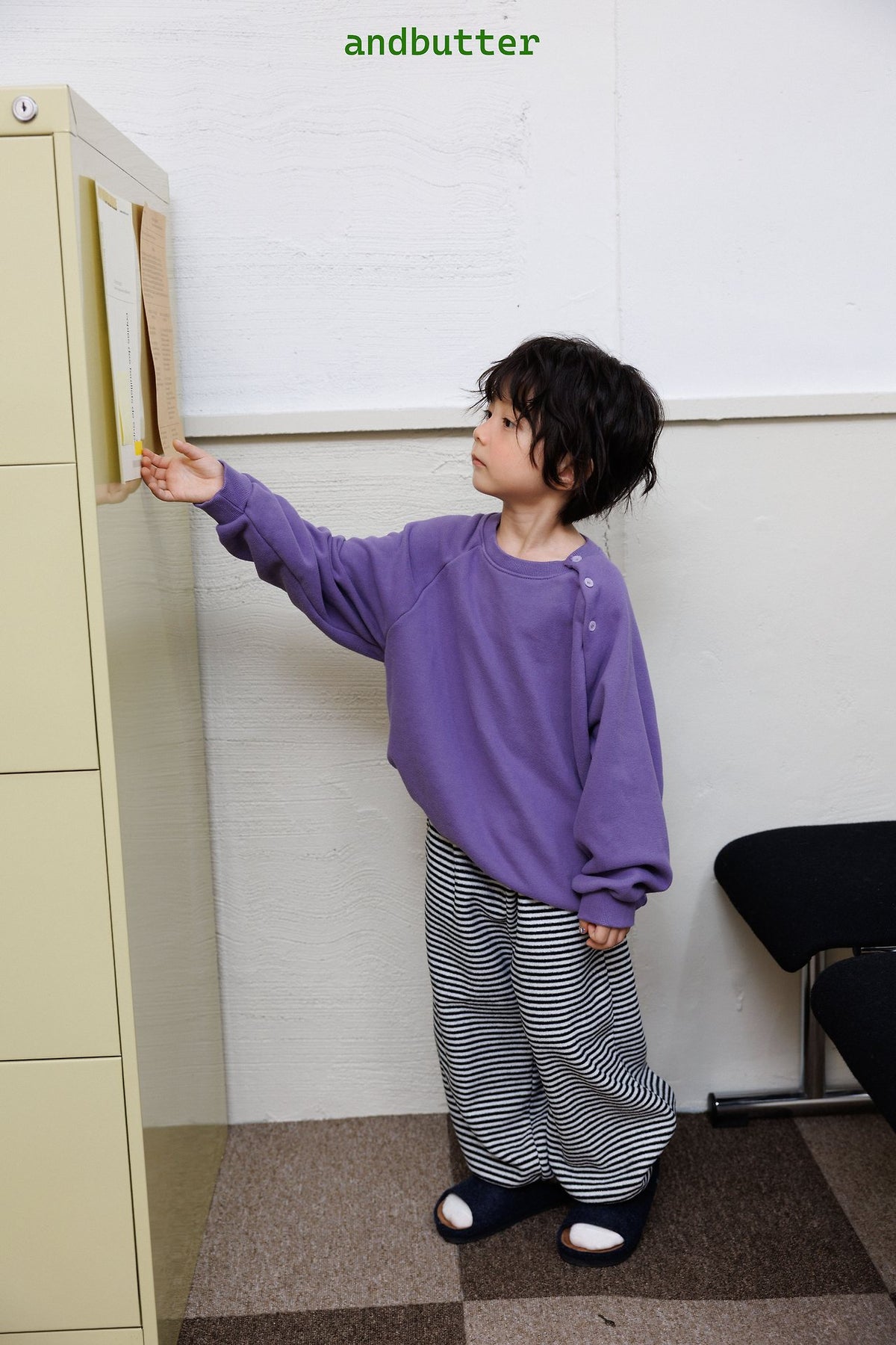 《予約》Button Raglan Sweat / ANDBUTTER