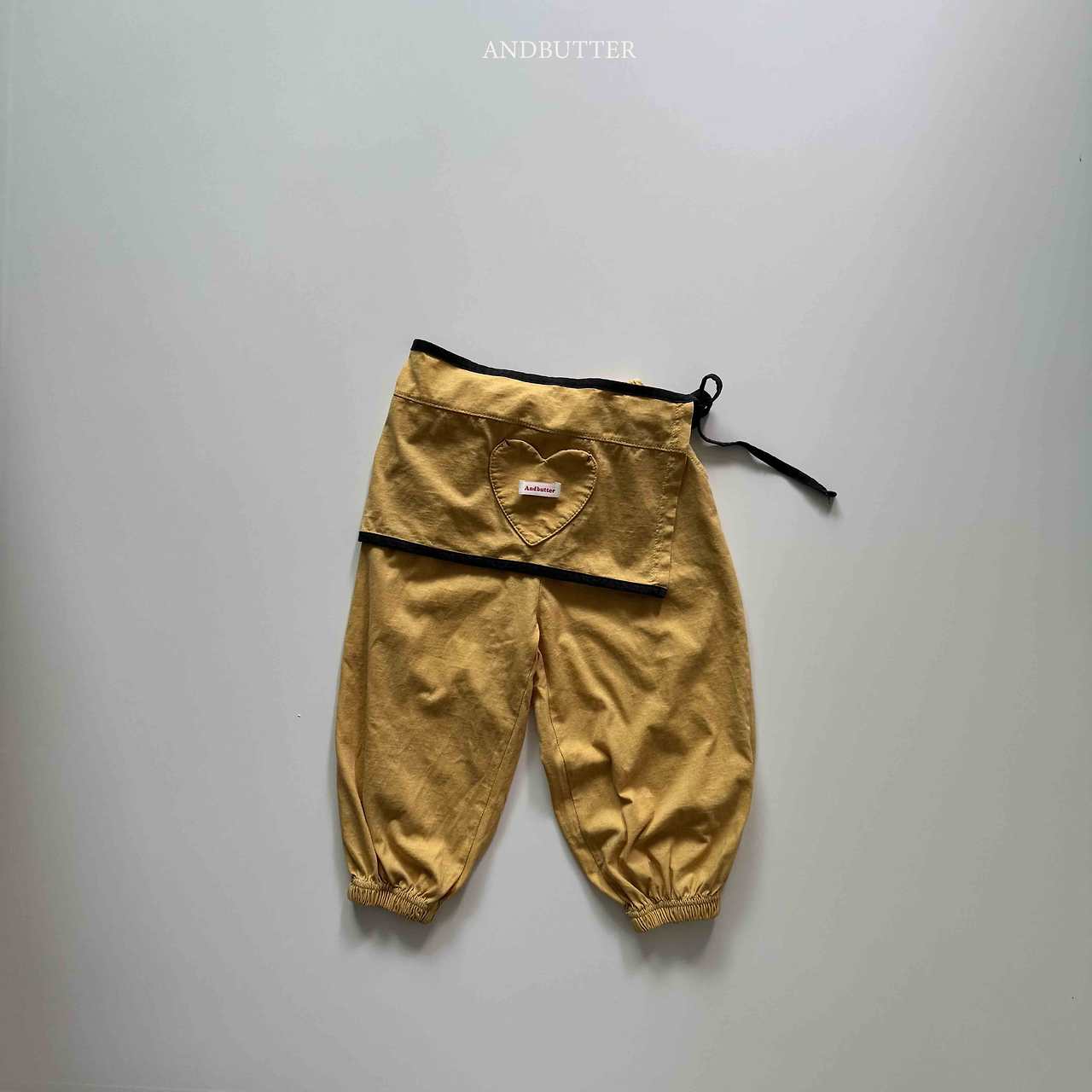 《予約》Apron Pants / andbutter