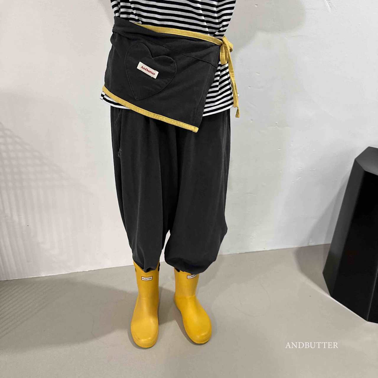 《予約》Apron Pants / andbutter