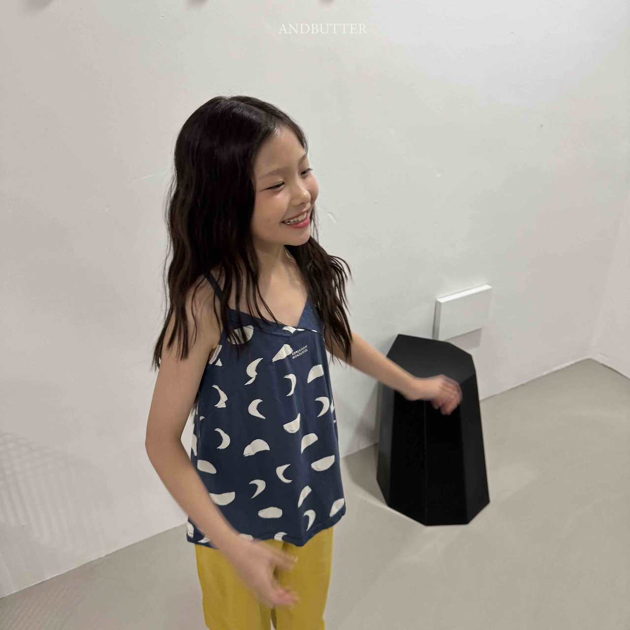 《予約》Moon Line Sleeveless / andbutter