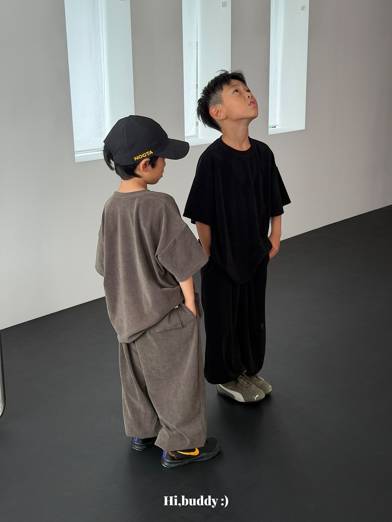 《予約》Velvet Jogger Pants / Hi,buddy