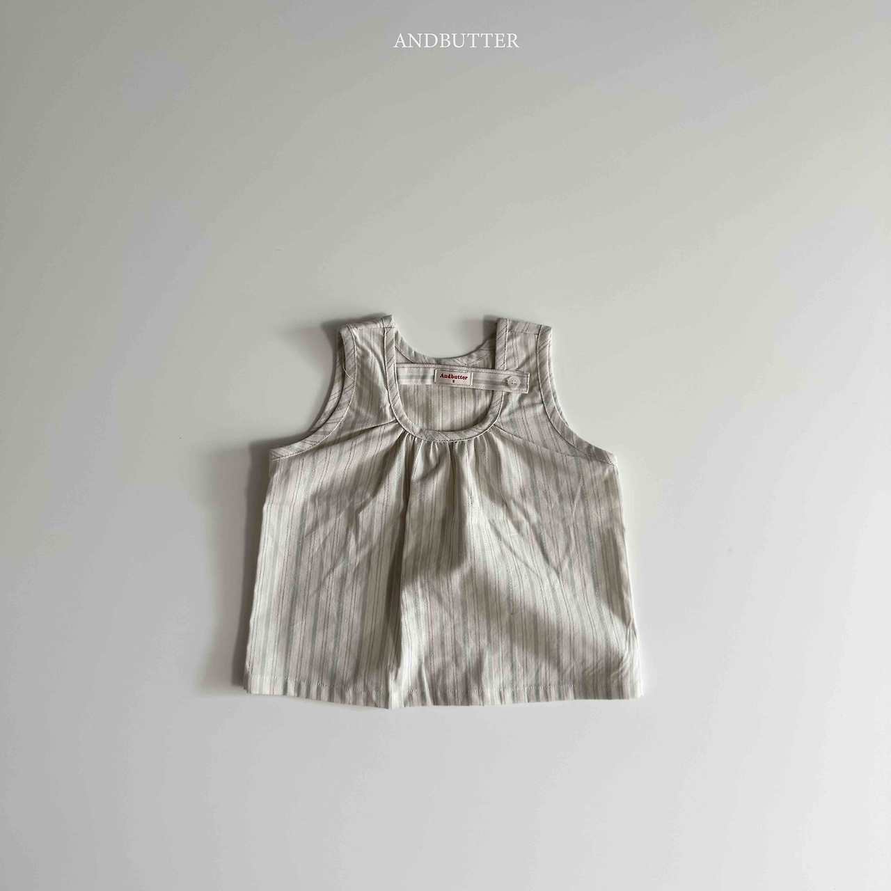 《予約》Natural Button Sleeveless / andbutter