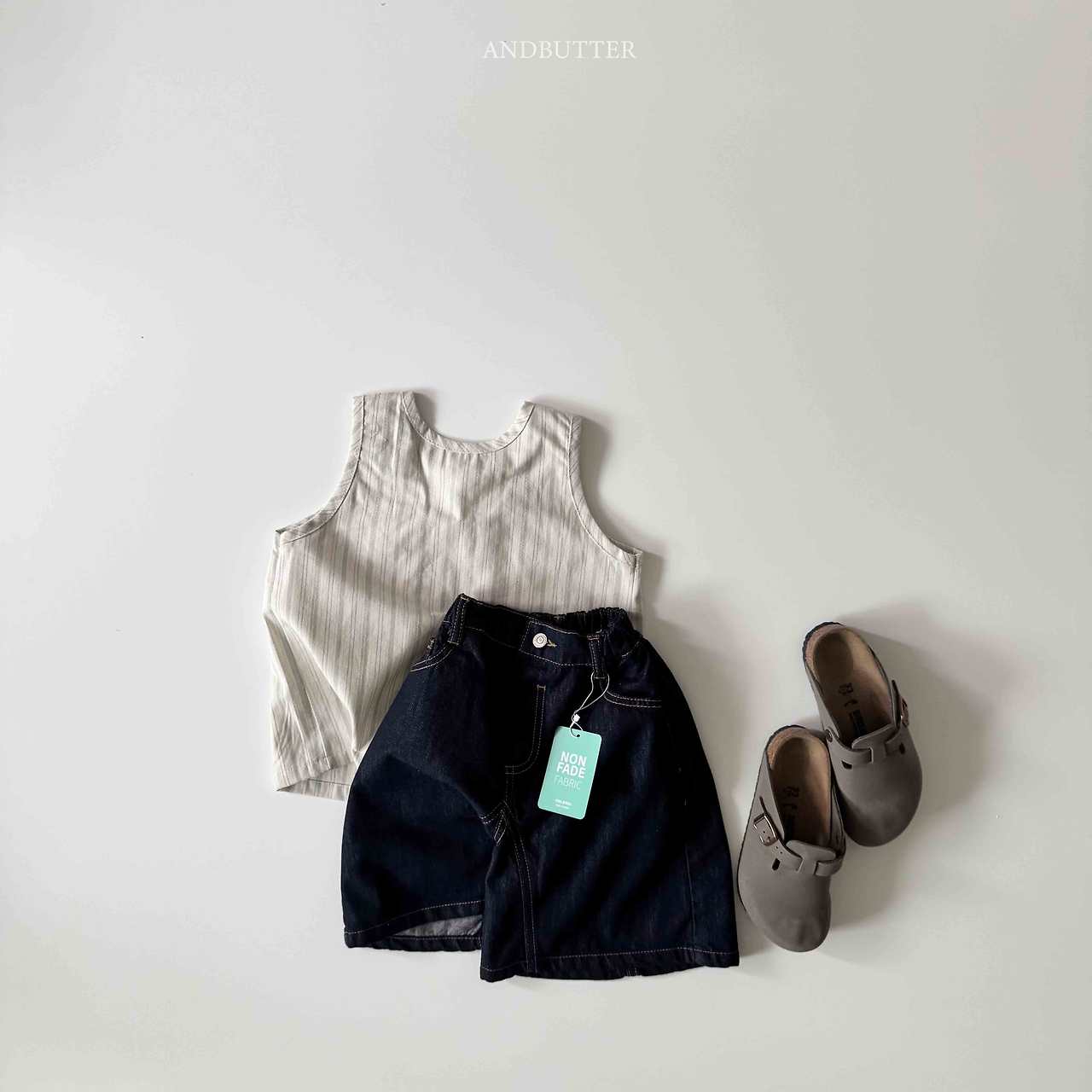 《予約》Natural Button Sleeveless / andbutter