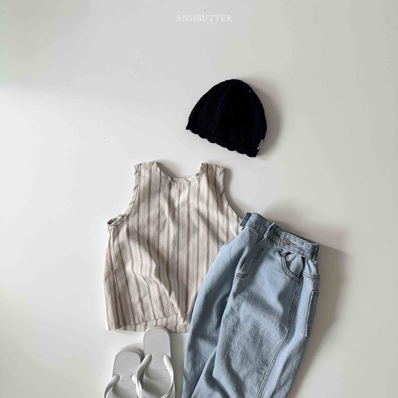 《予約》Natural Button Sleeveless / andbutter