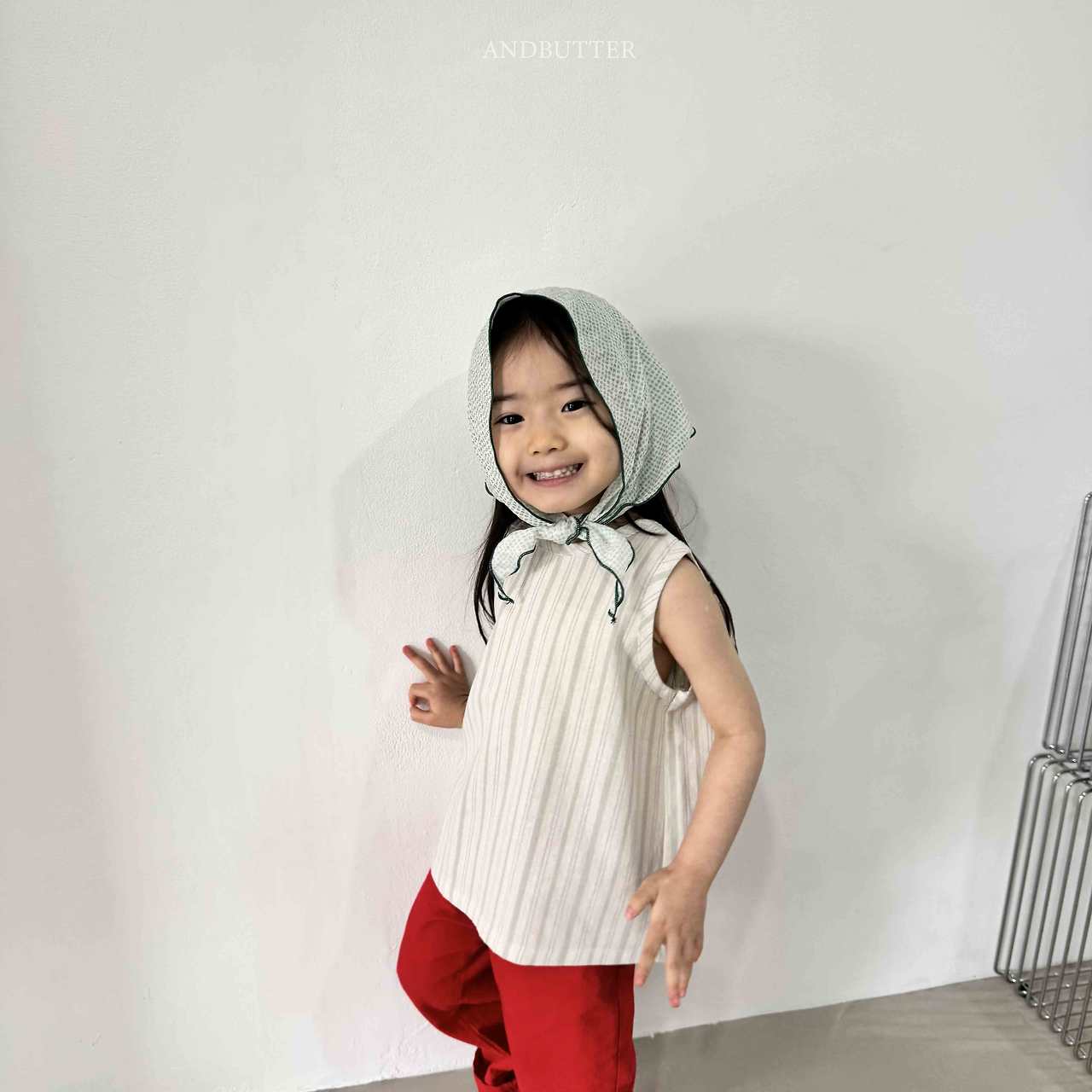 《予約》Natural Button Sleeveless / andbutter