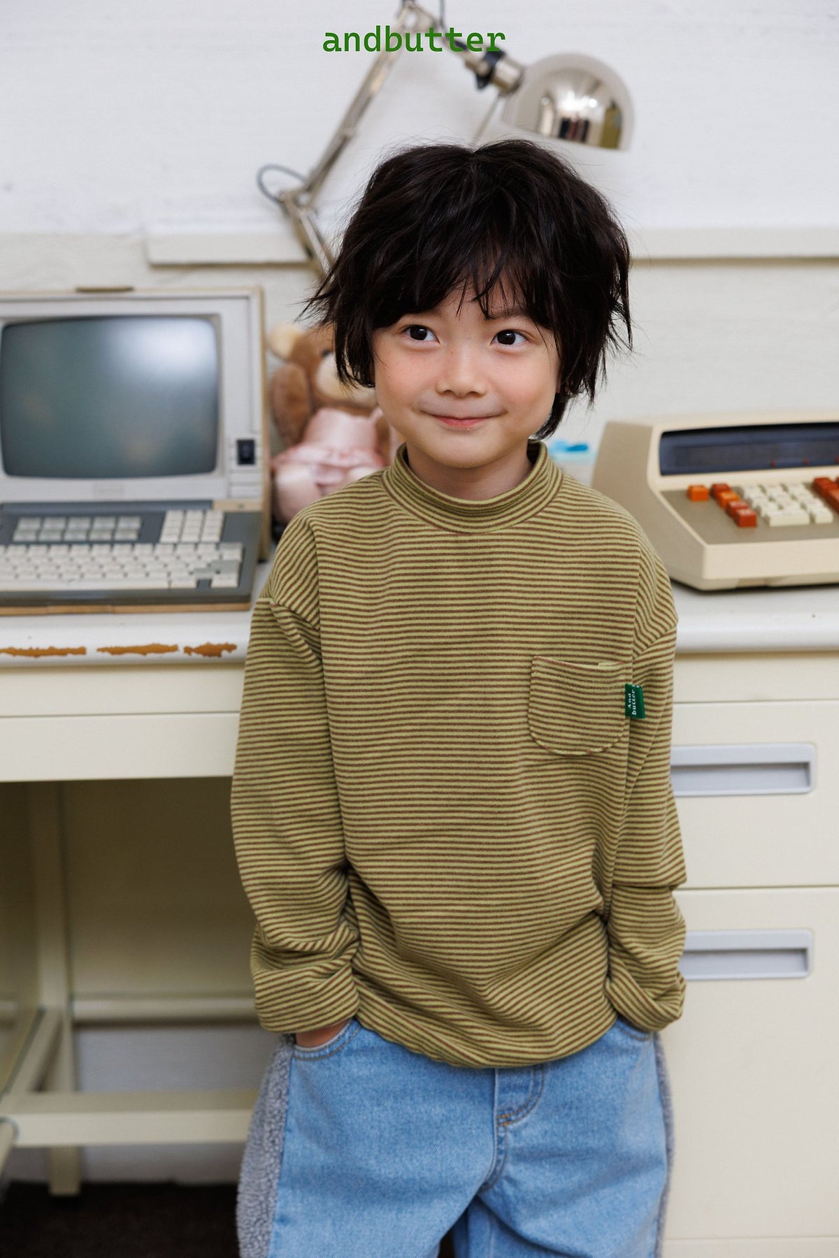 《予約》Mini Pocket Mock Neck / ANDBUTTER