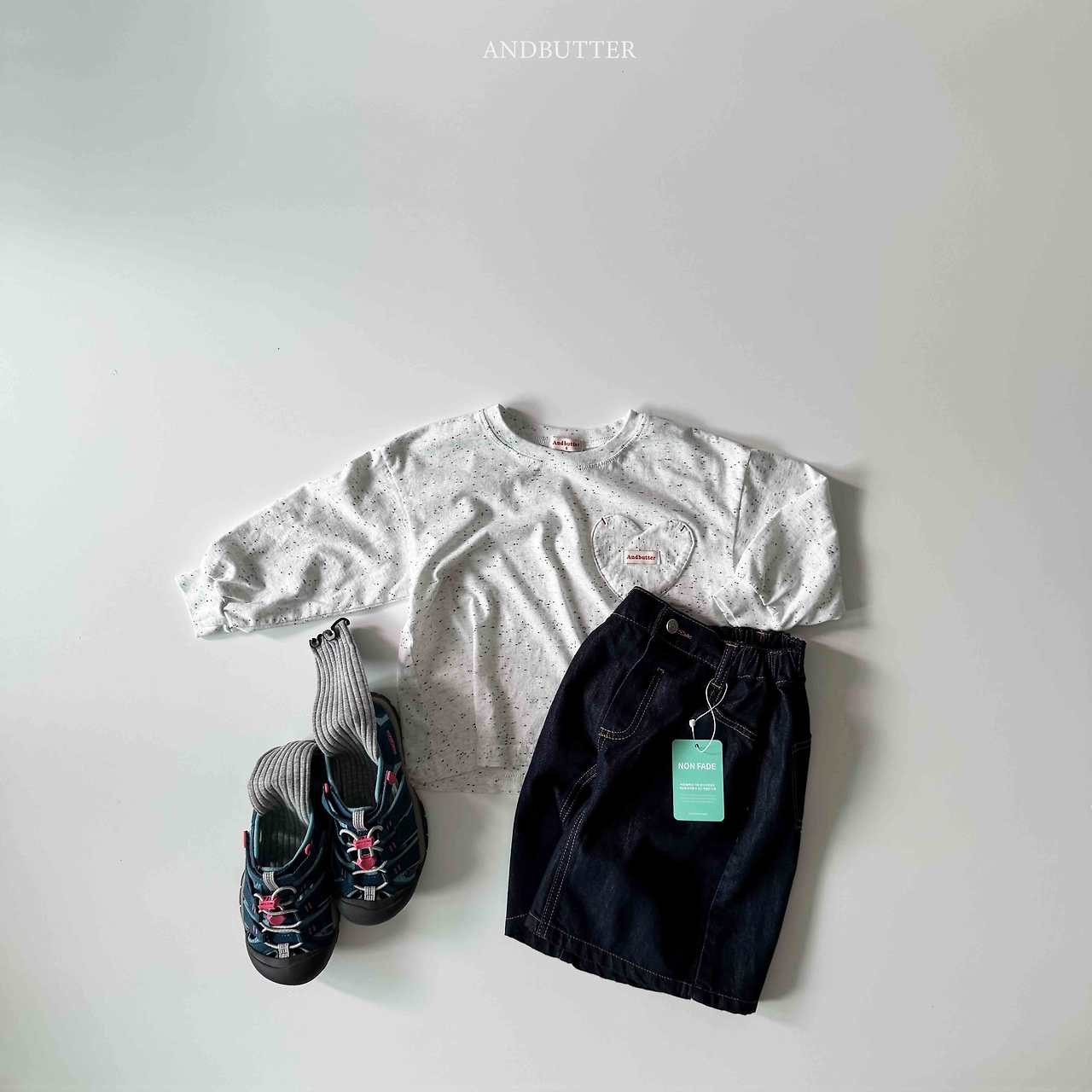 《予約》Heart Pocket Tee / andbutter