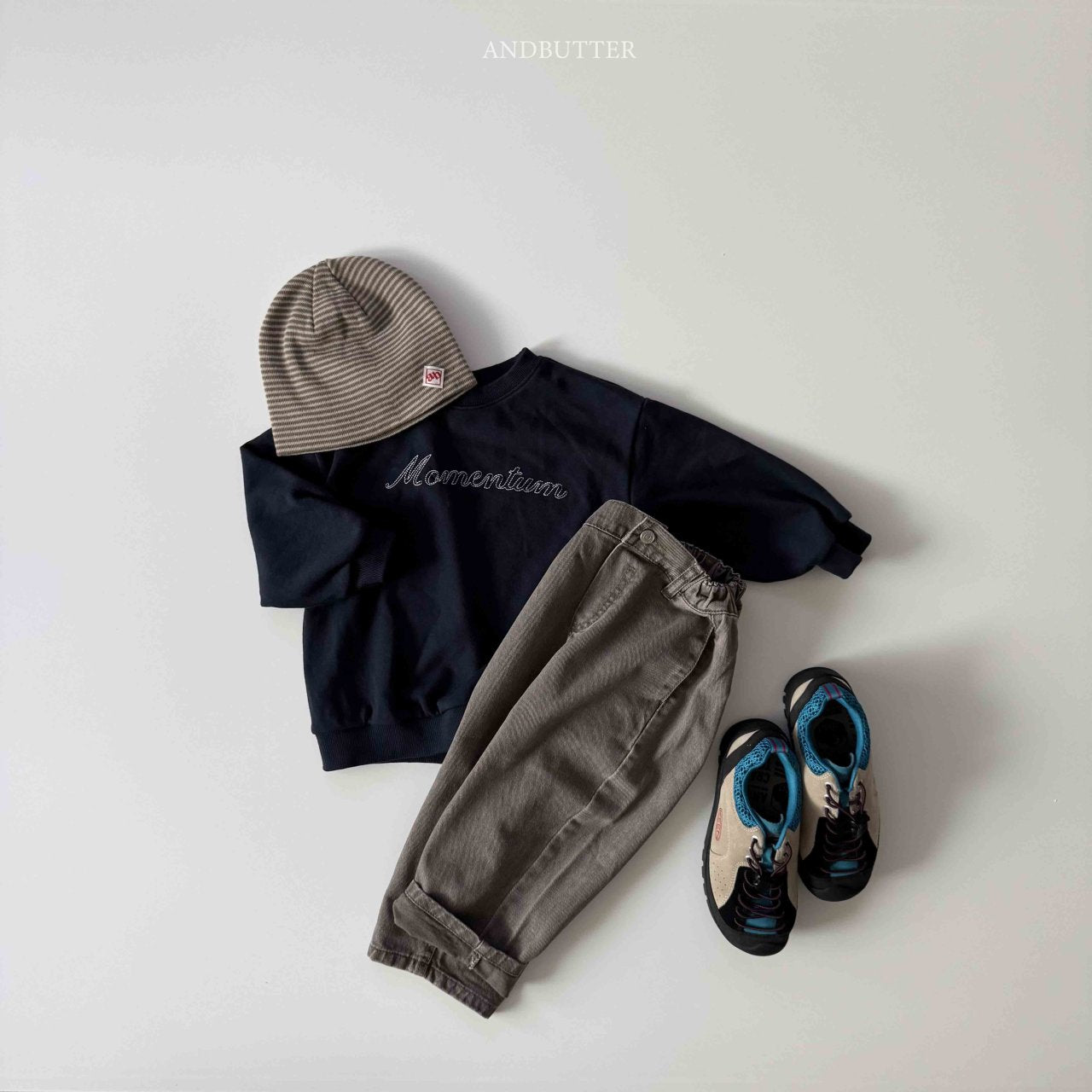 《予約》Papillom Beanie / andbutter