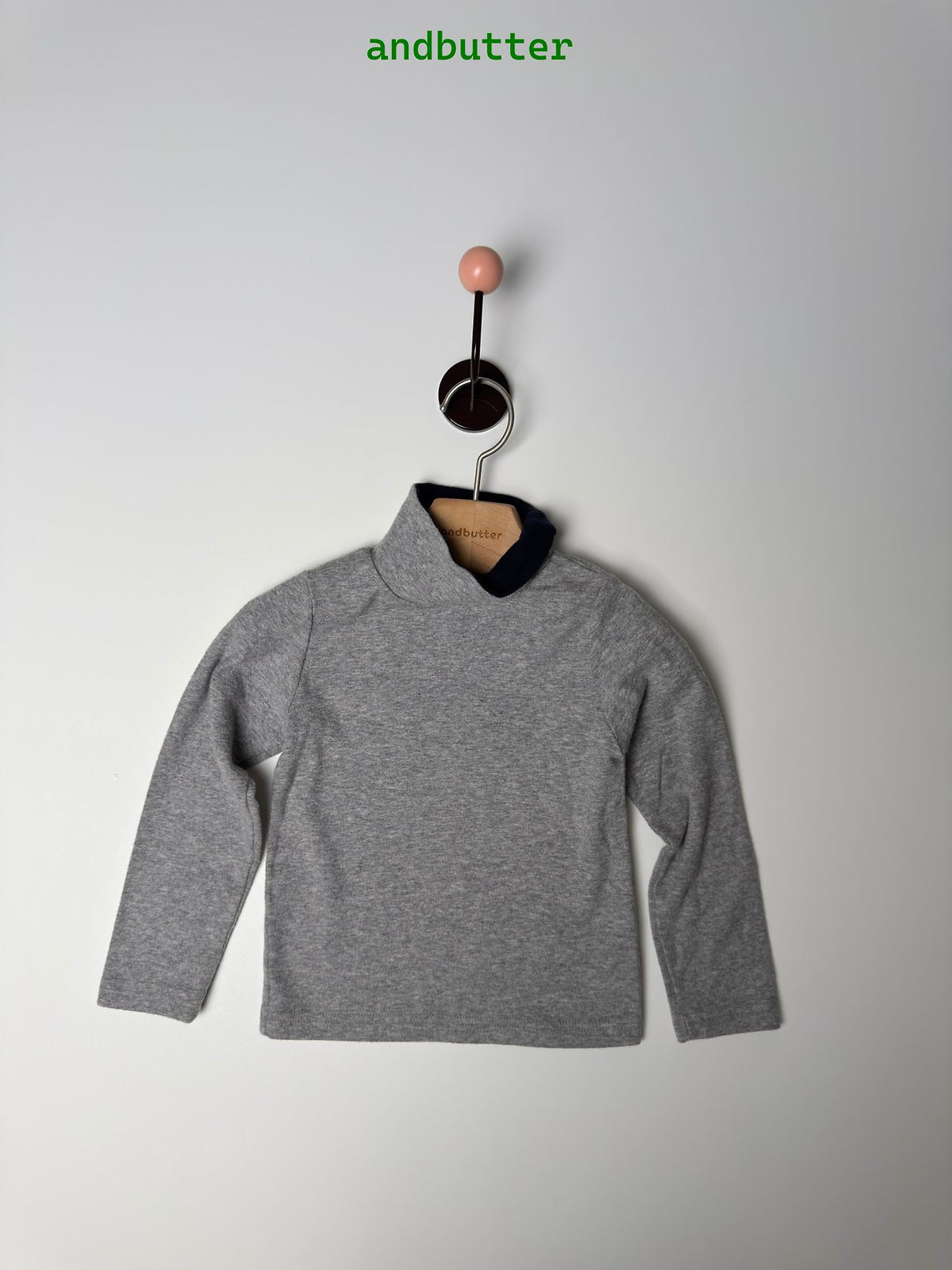 《予約》Contrast Neck Tee / ANDBUTTER
