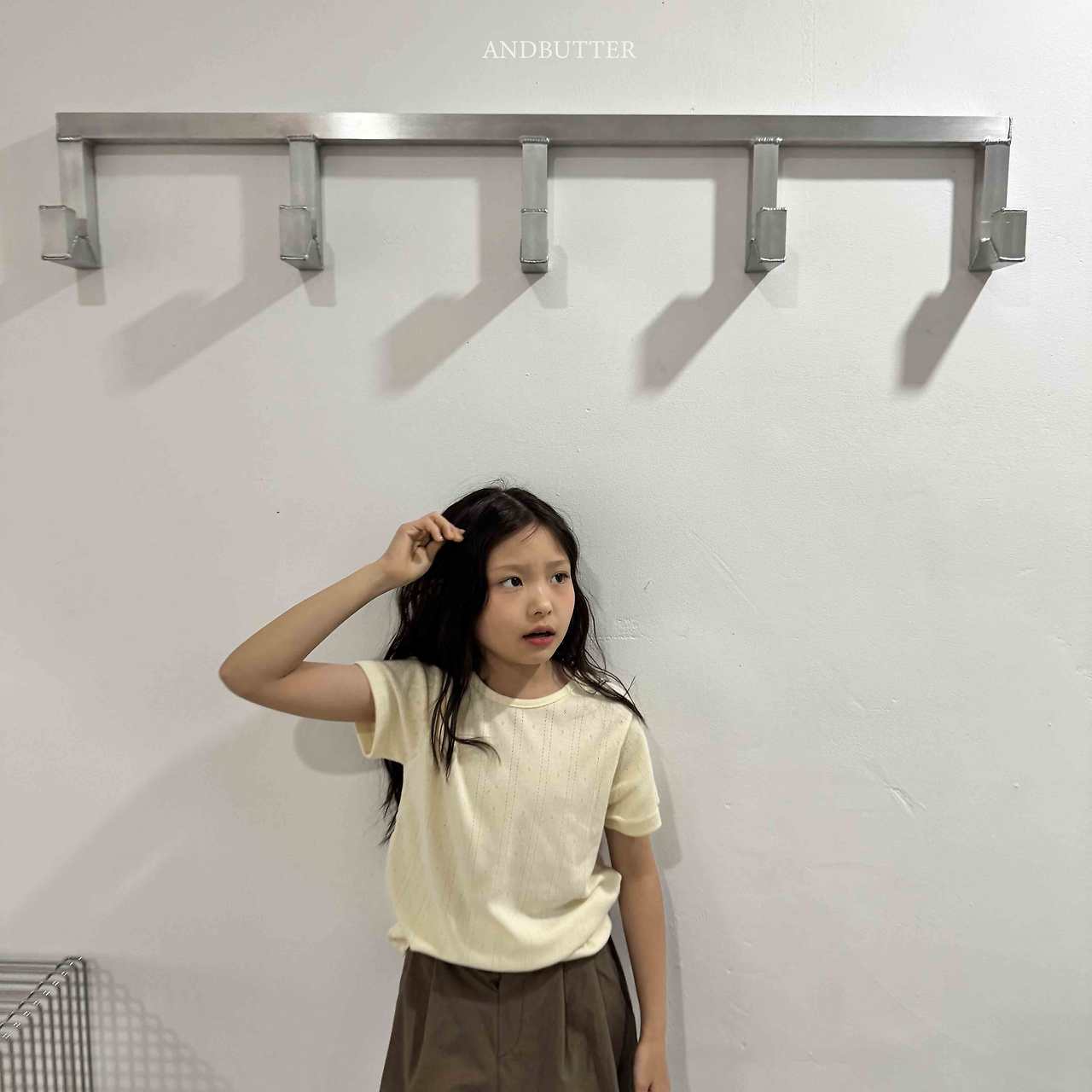 《予約》Back Point Tee / andbutter