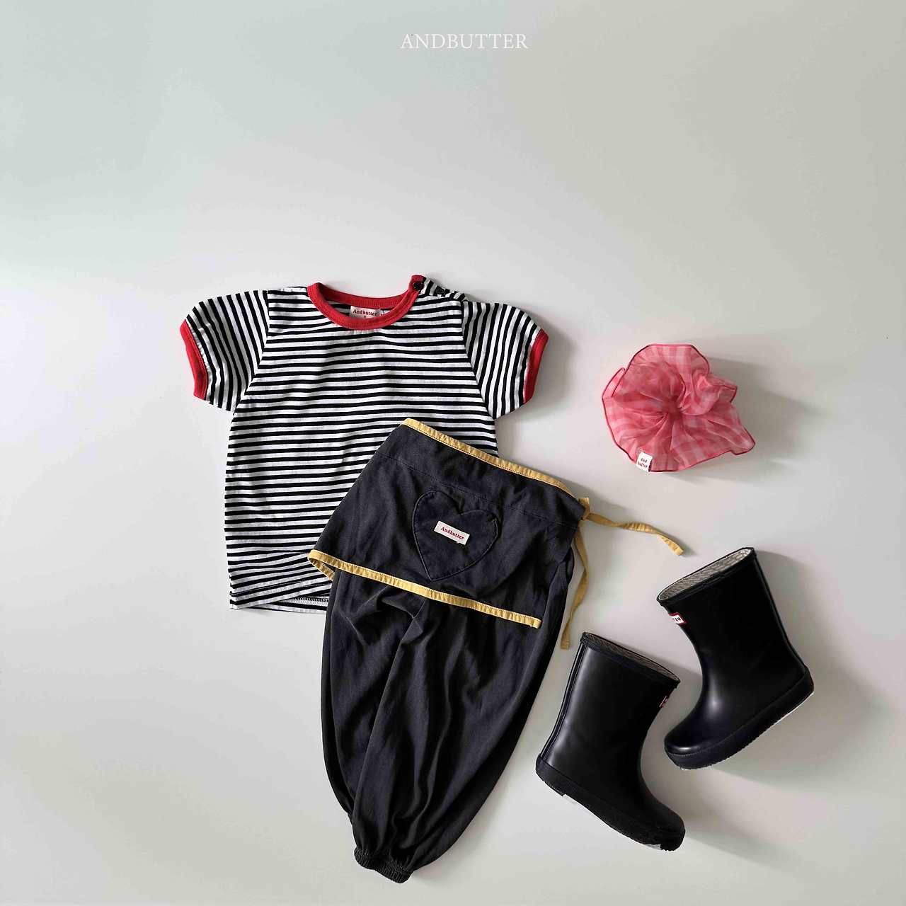 《予約》Daily Button Tee / andbutter