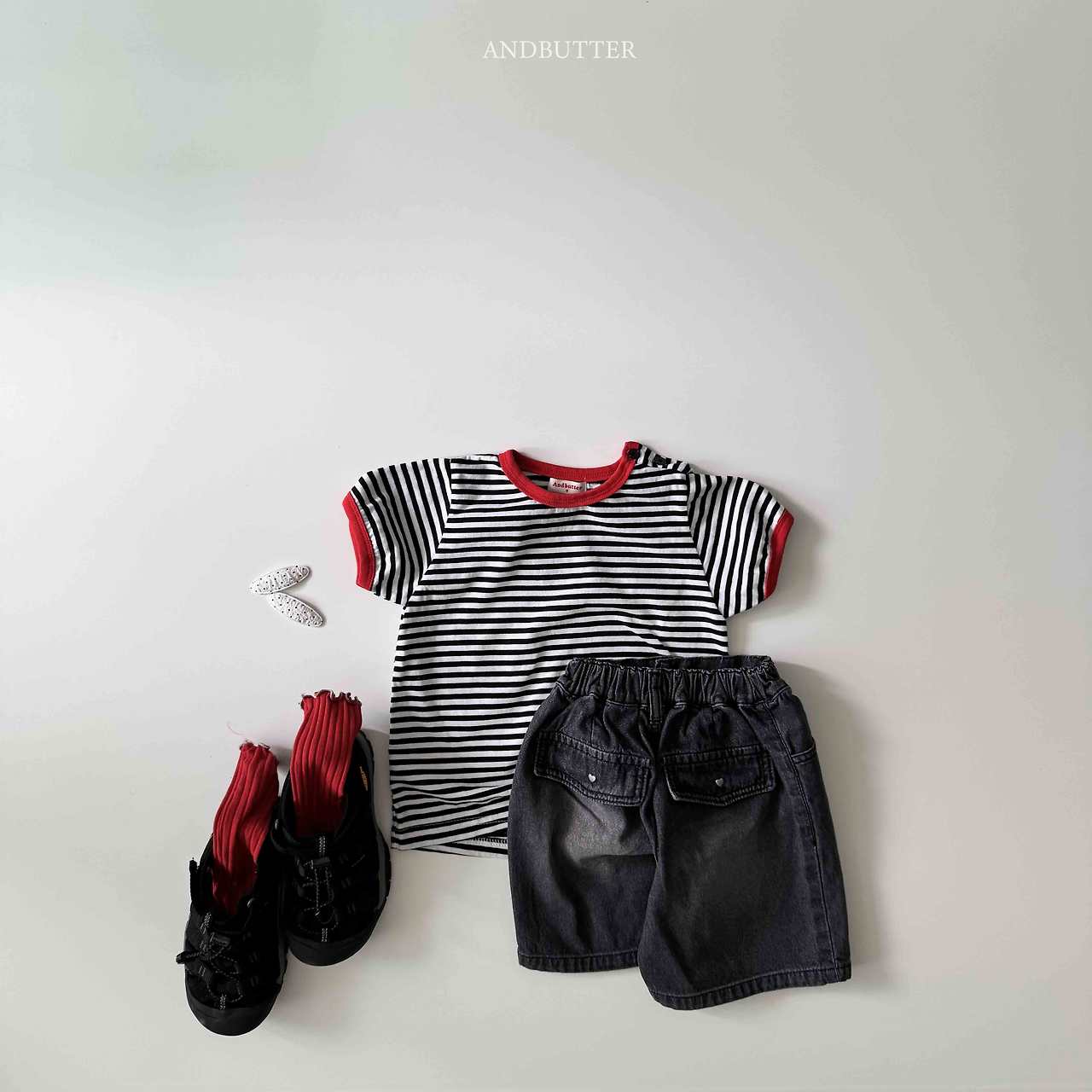 《予約》Daily Button Tee / andbutter