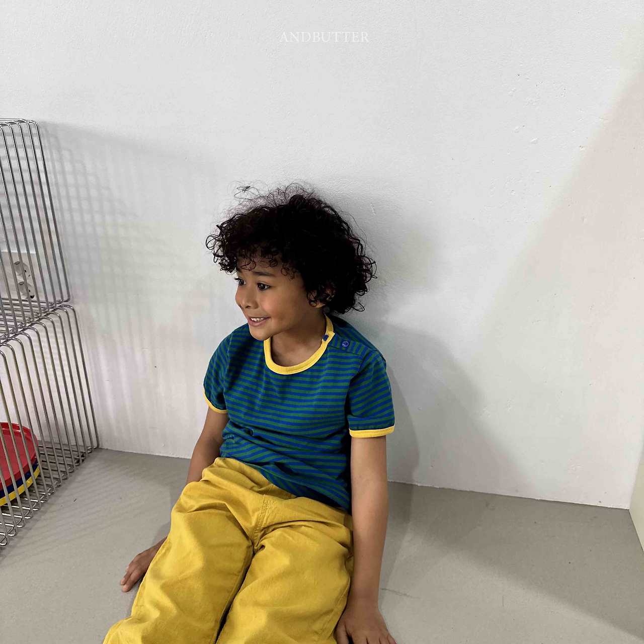 《予約》Daily Button Tee / andbutter