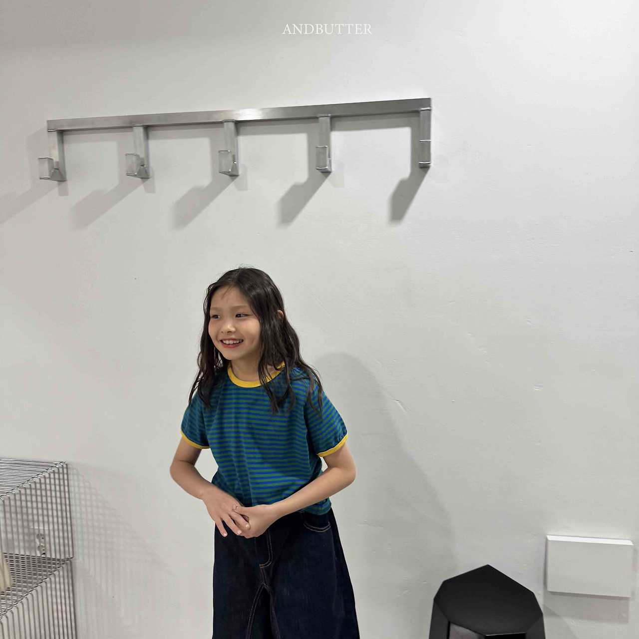 《予約》Daily Button Tee / andbutter