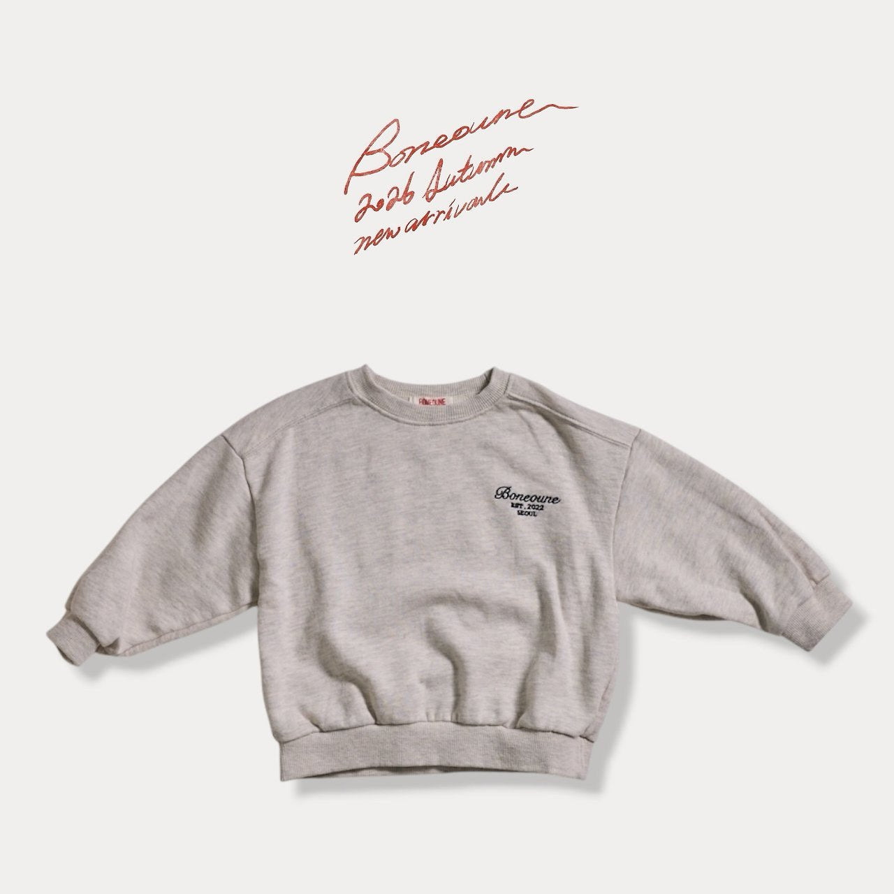 《予約》Est Embroidered  Man to Man  / BONEOUNE