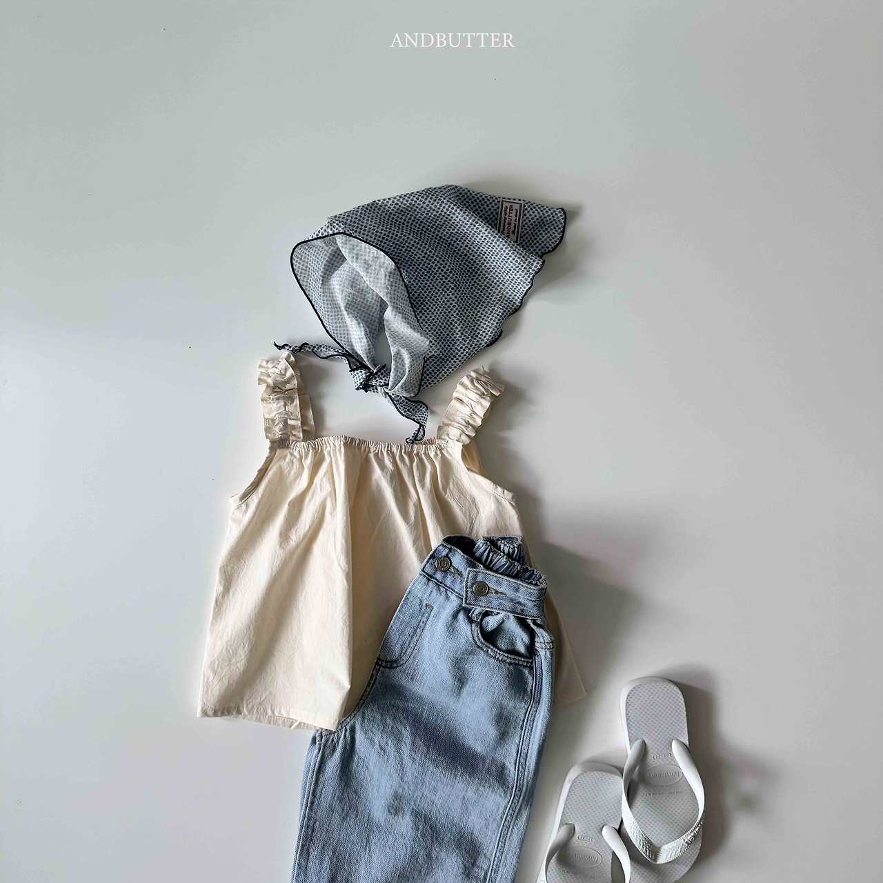 《予約》Button Denim Pants / andbutter