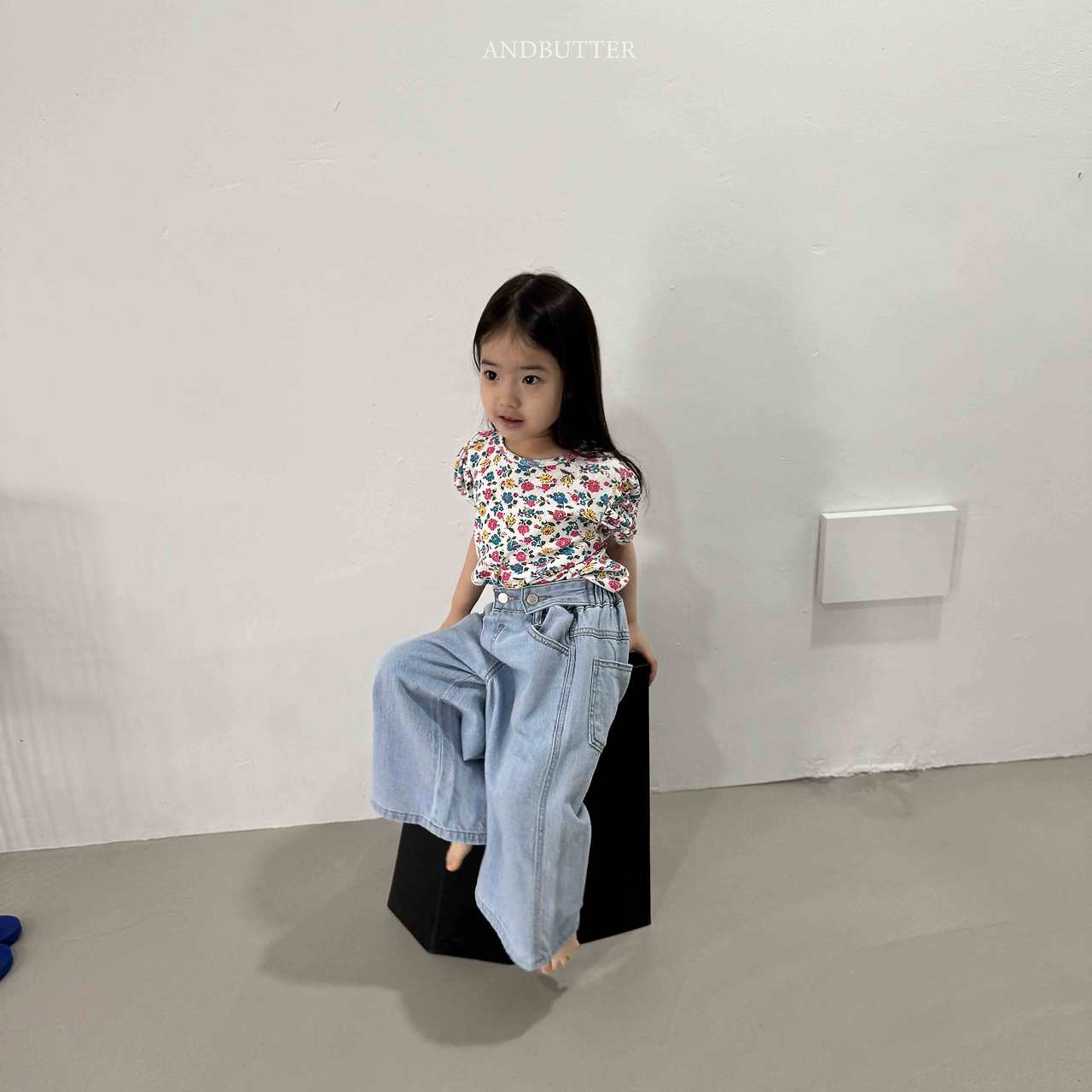 《予約》Button Denim Pants / andbutter