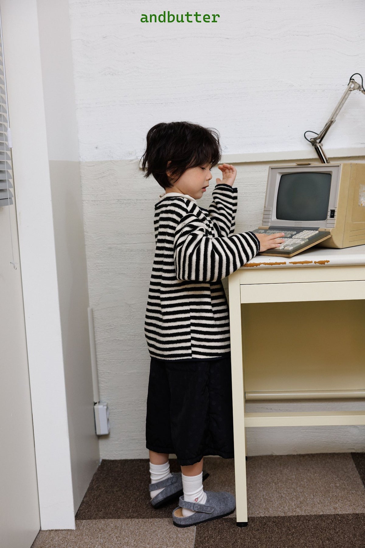 《予約》Soft Stripe Fleece Tee / ANDBUTTER