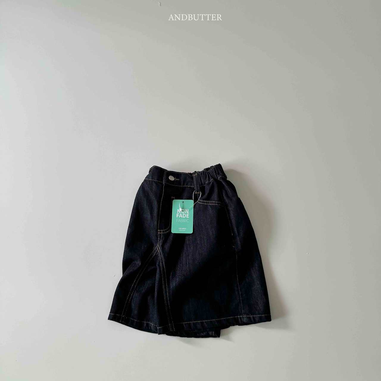 《予約》Non-Fade Bermuda Pants / andbutter