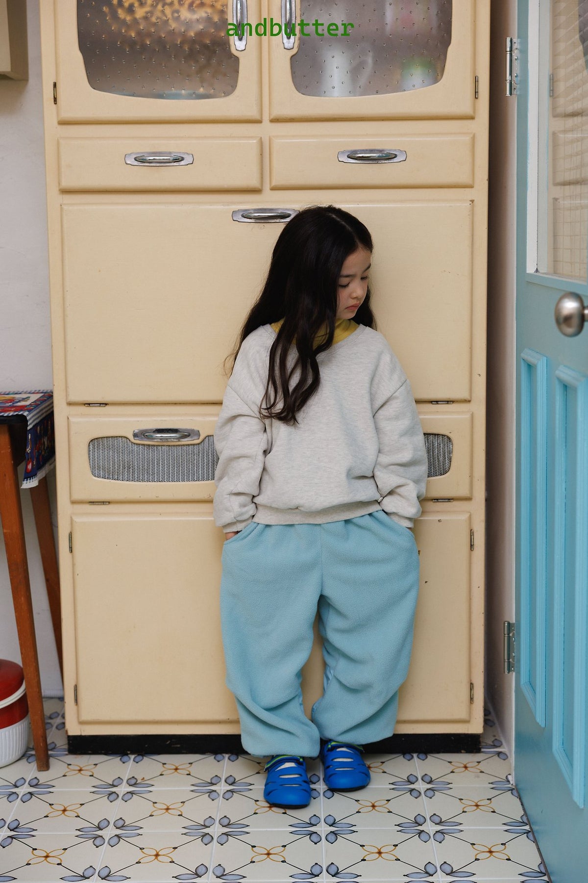 《予約》V-pong Sweat / ANDBUTTER