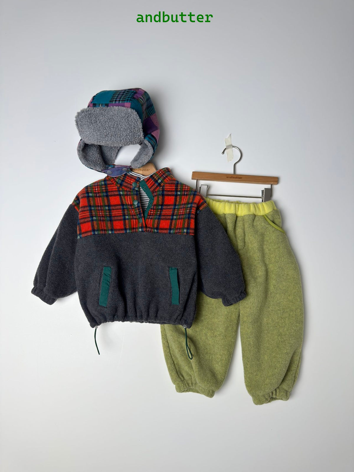 《予約》Pocket Jogger Pants / ANDBUTTER