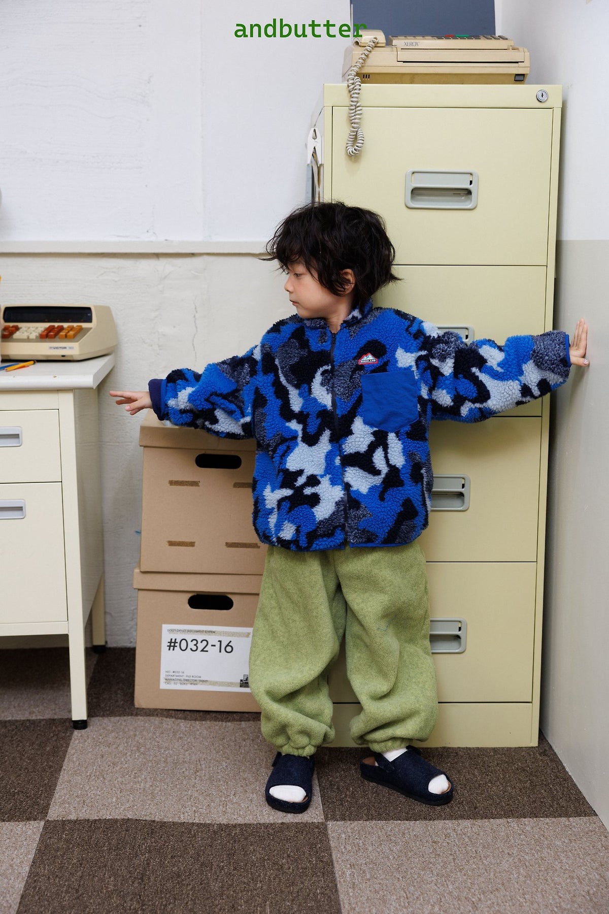 《予約》Pocket Jogger Pants / ANDBUTTER