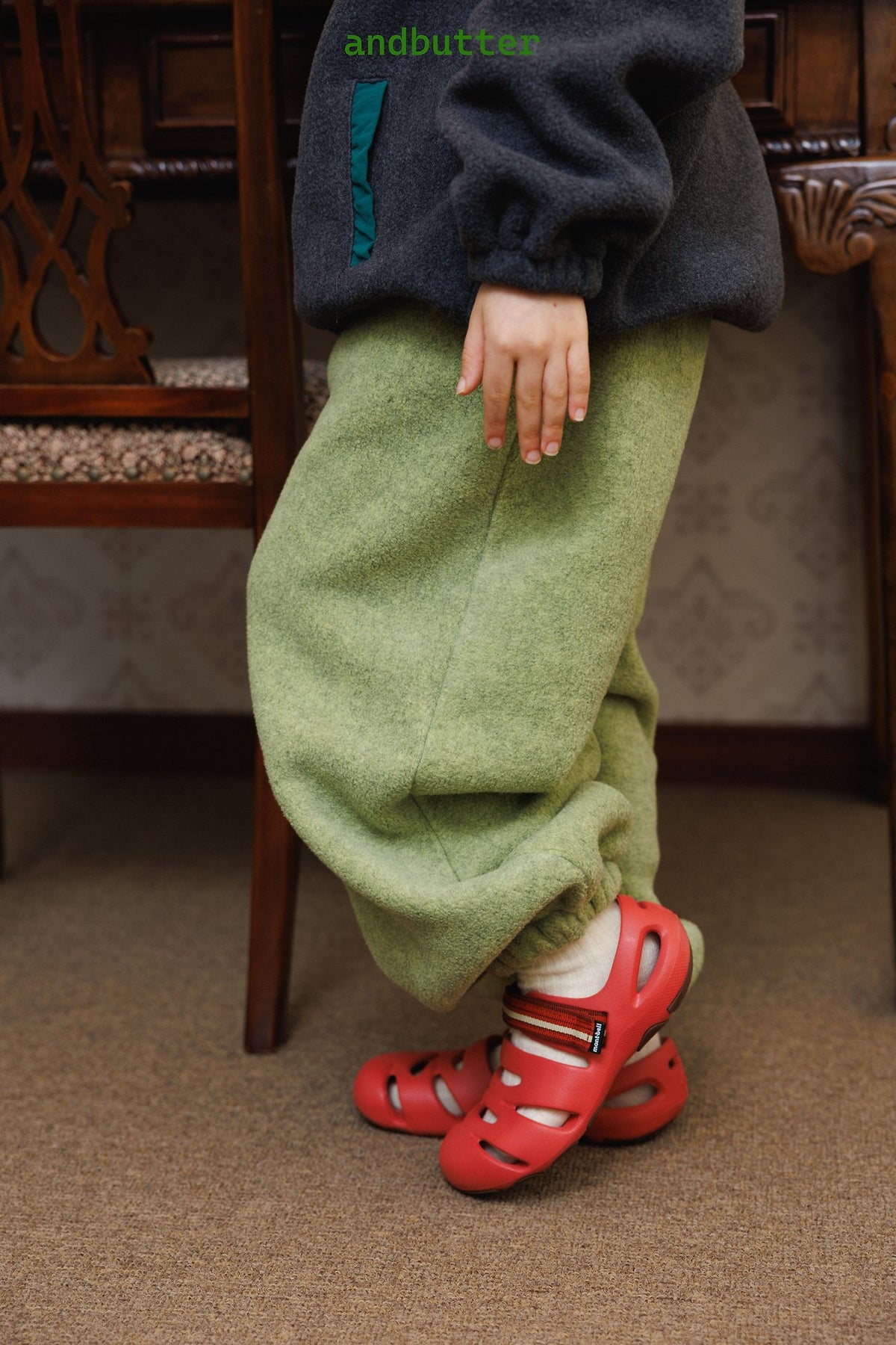 《予約》Pocket Jogger Pants / ANDBUTTER