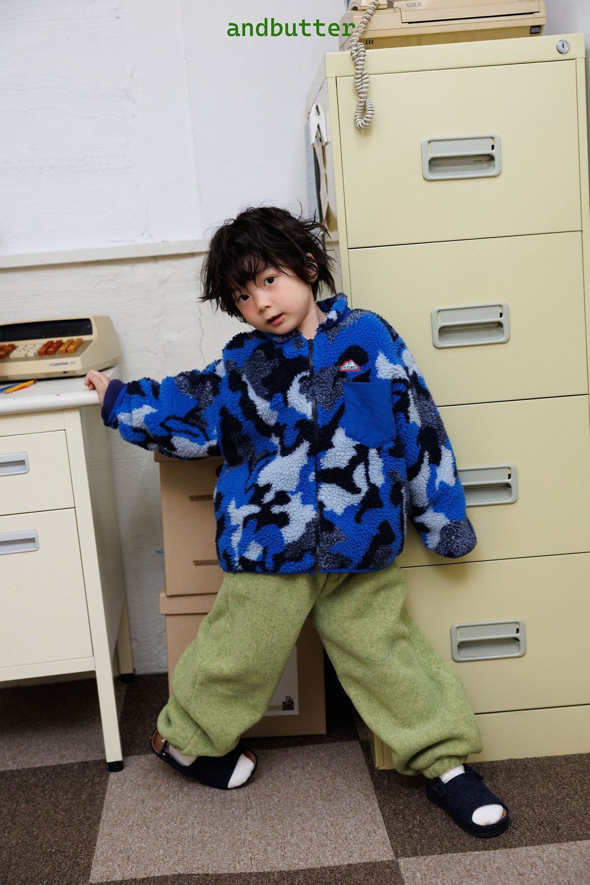 《予約》Retro Sherpa Jacket / ANDBUTTER