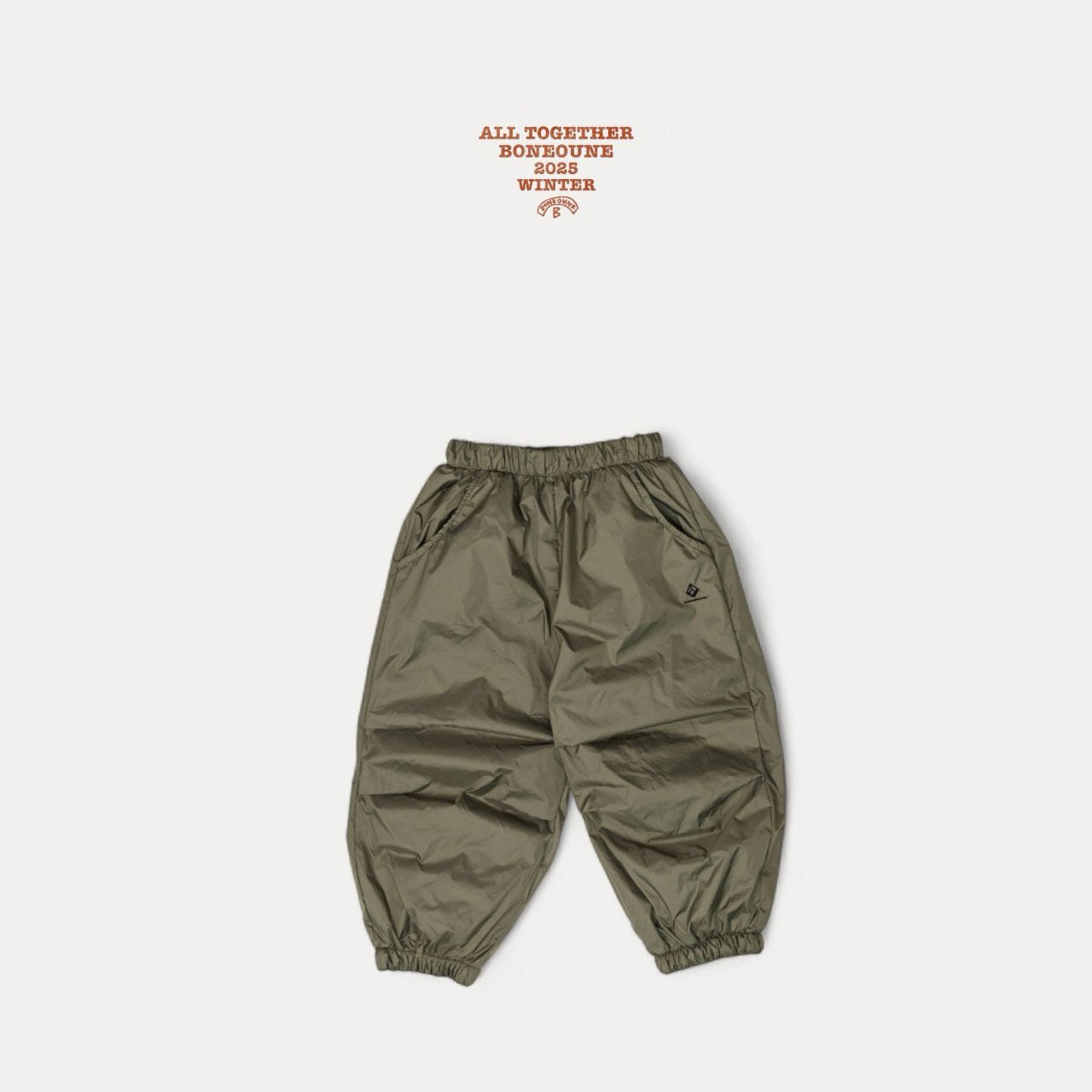 《予約》Two-tuck Jogger Pants / Boneoune